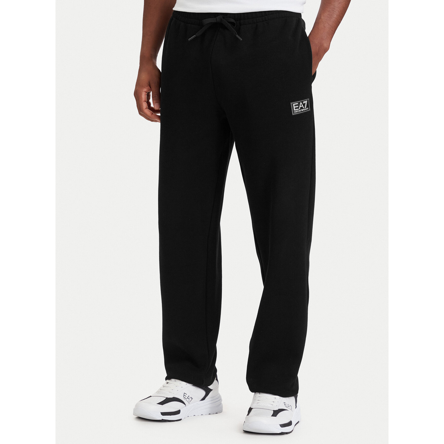 EA7 Emporio Armani Jogginghose 7M002235 AF21822 UC001 Schwarz Regular Fit