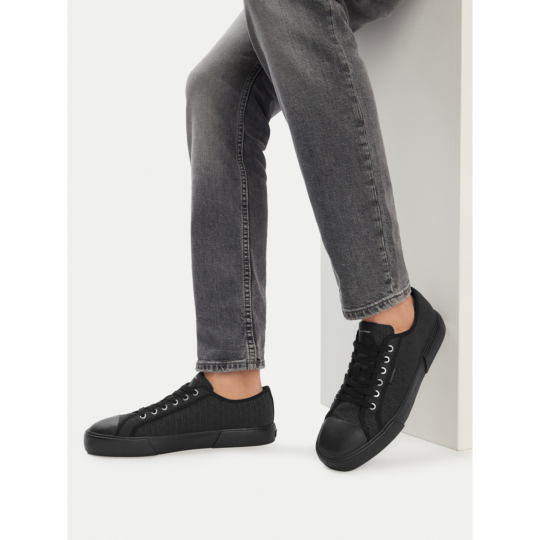Teniși Calvin Klein Vulc Laceup Cv Aop HM0HM02122 Negru