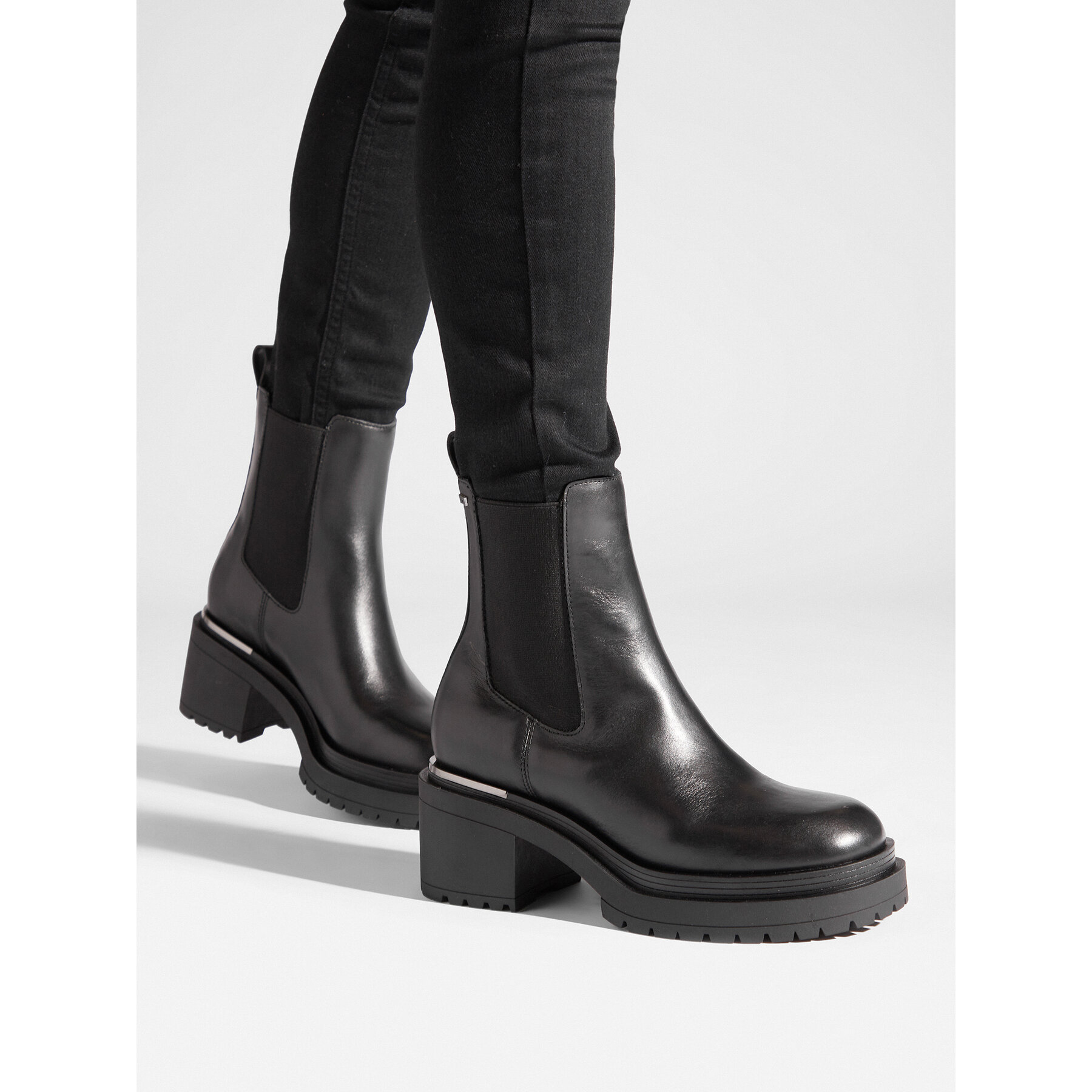 Členková obuv DKNY Patria K3340304 Čierna