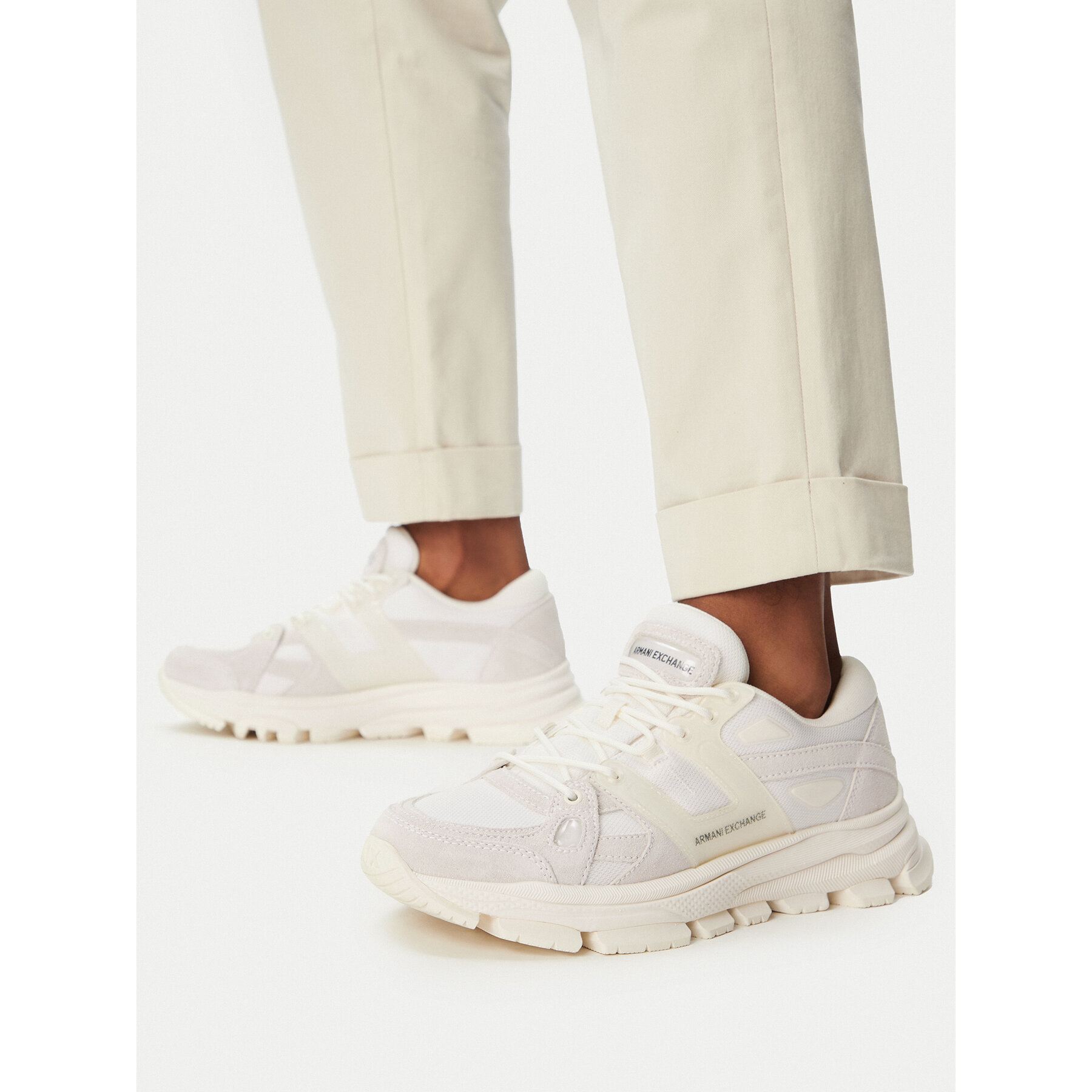 Tenisice Armani Exchange XM001678 AF17356 M0344 Écru