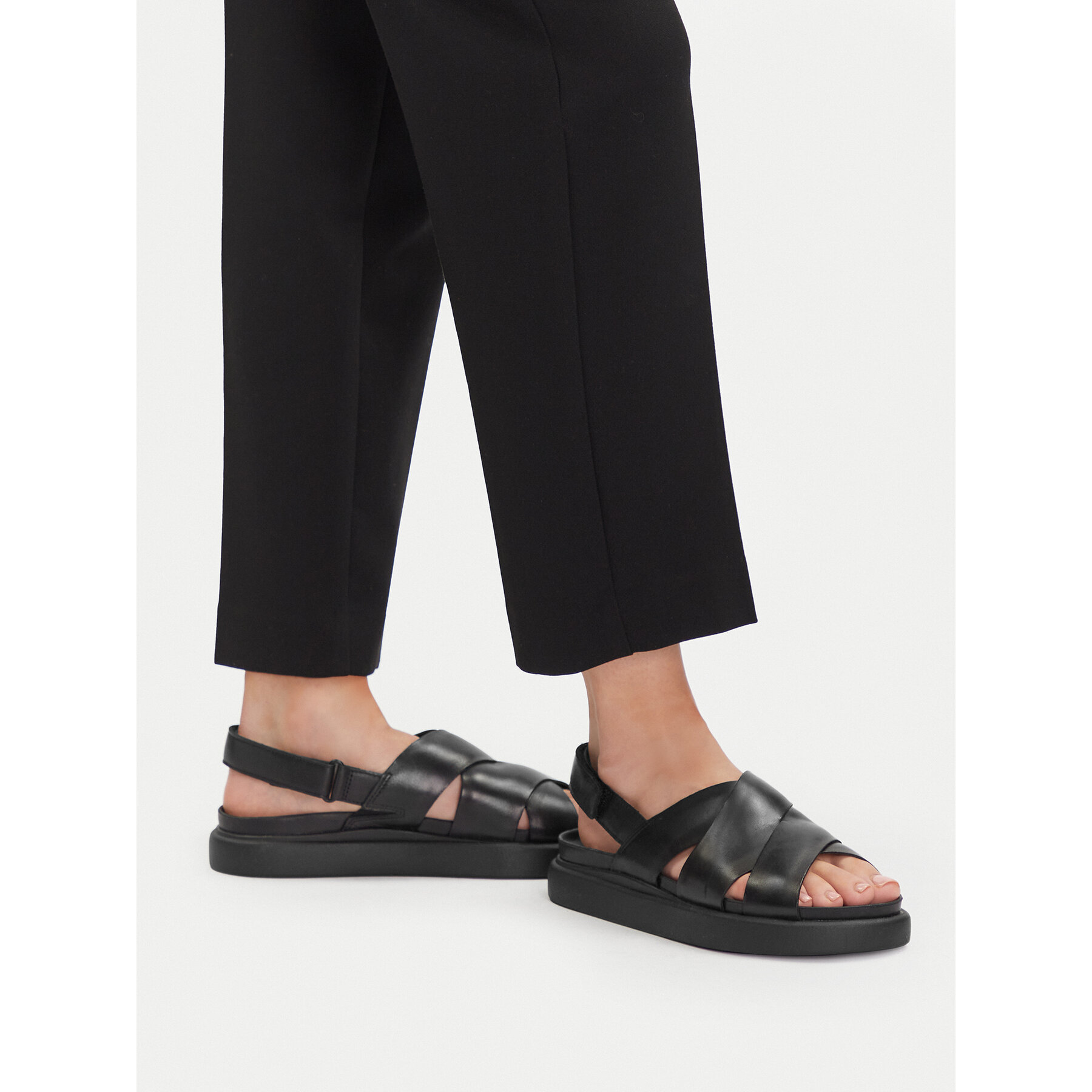 Sandale Clarks Aristella Sun 26181255 Crna
