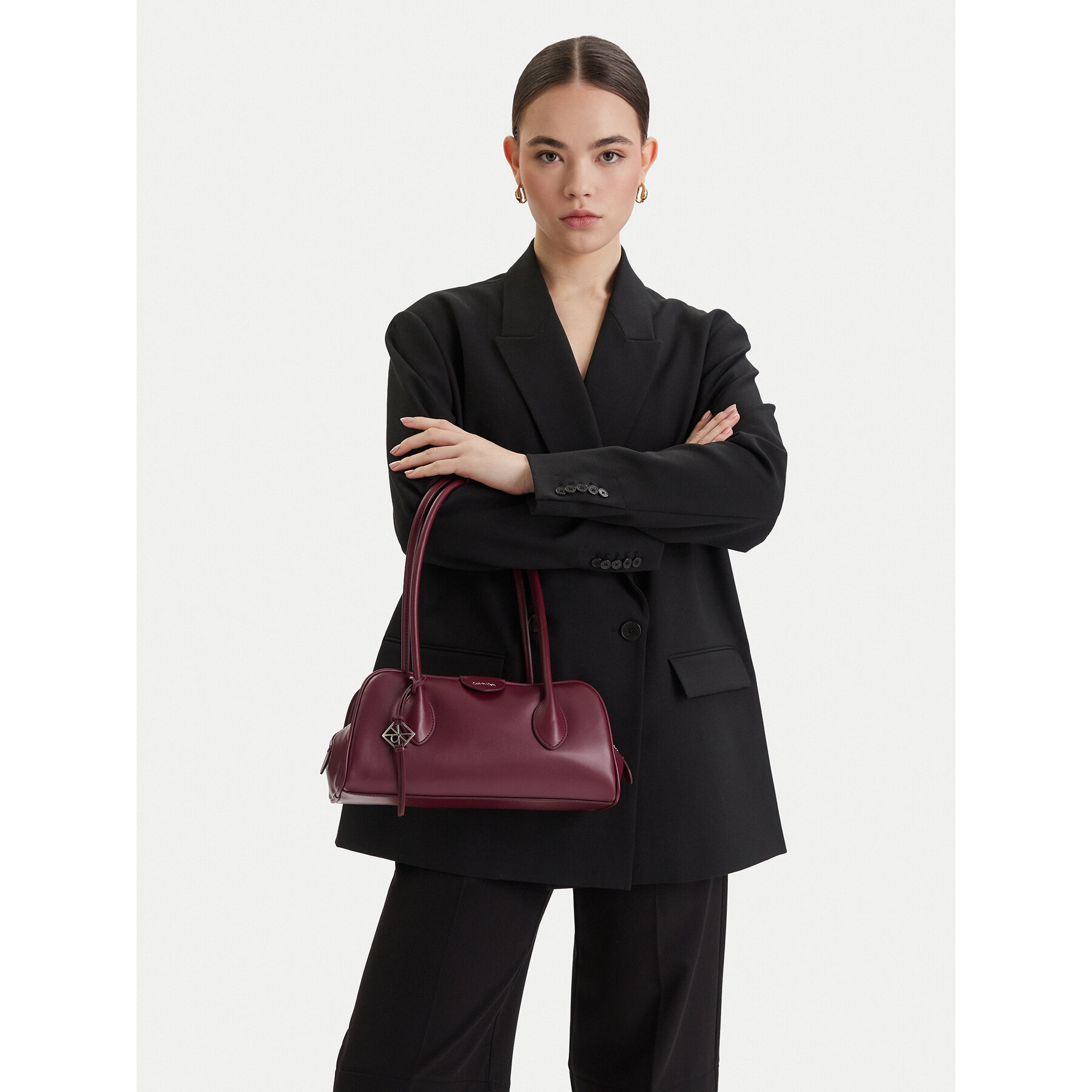 Geantă Calvin Klein Emblem Trio Shoulder Bag LV04F3369G Vișiniu
