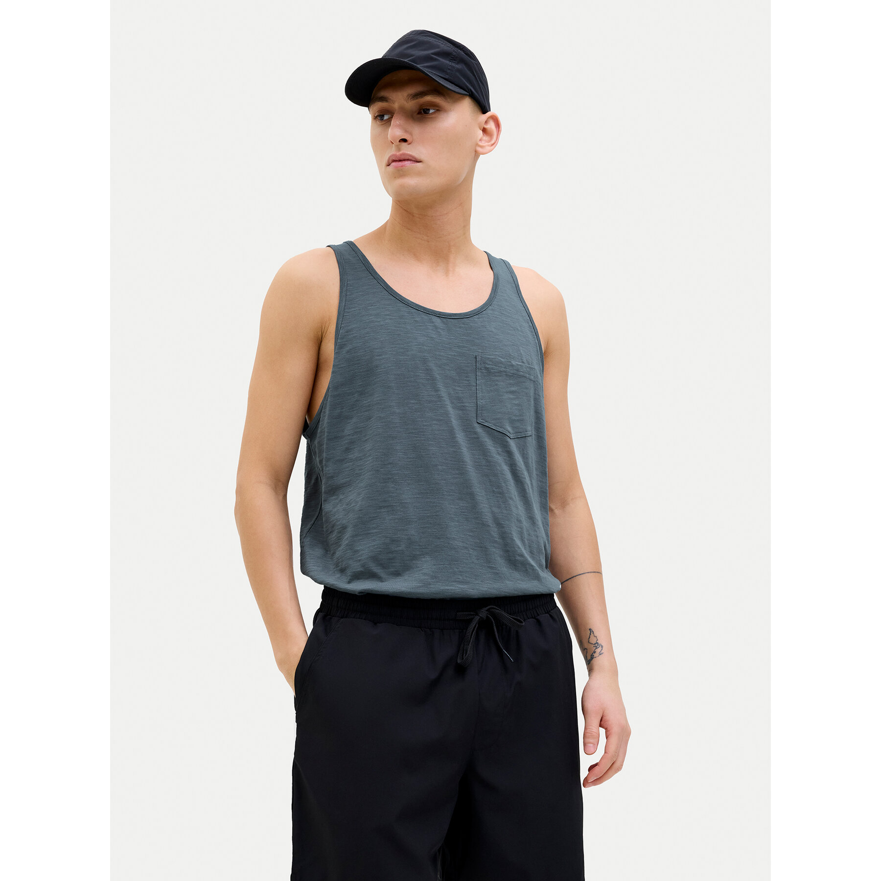 Jack & Jones Majica brez rokavov Varenna 12273165 Siva Regular Fit