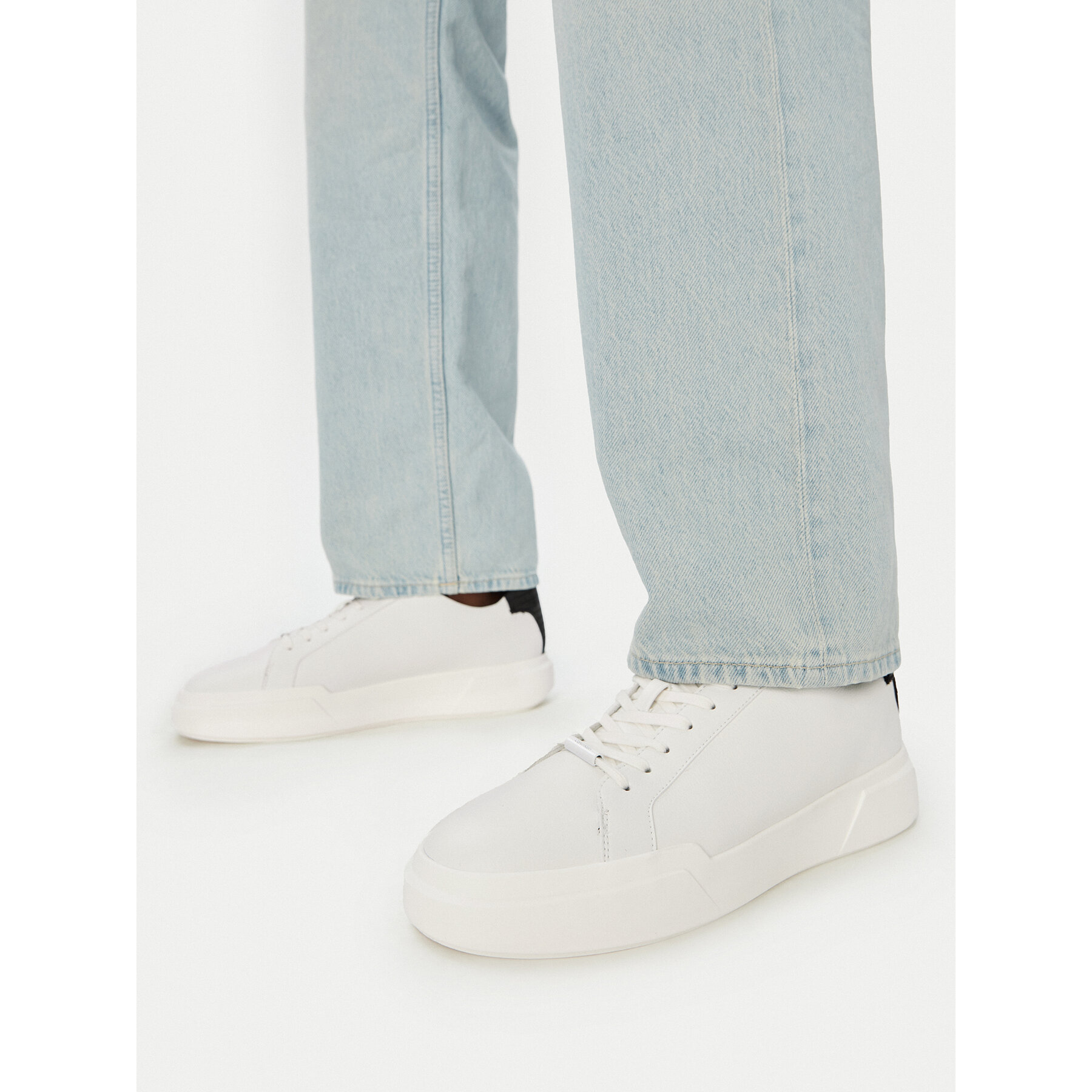 Tenisice Calvin Klein Chunky Cupsole Laceup Clean Lth HM0HM02239 Bijela