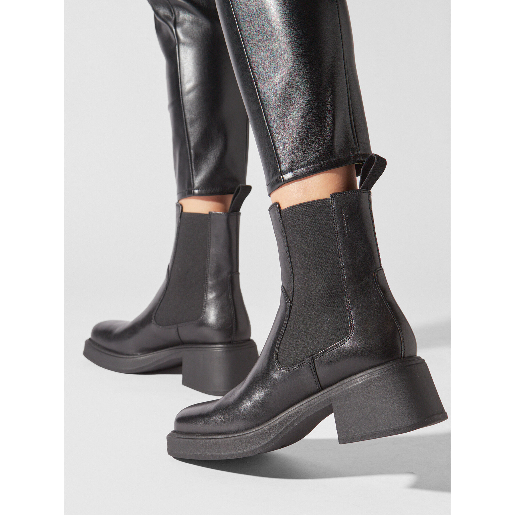 Botine Vagabond Shoemakers Dorah 5642-001-20 Negru