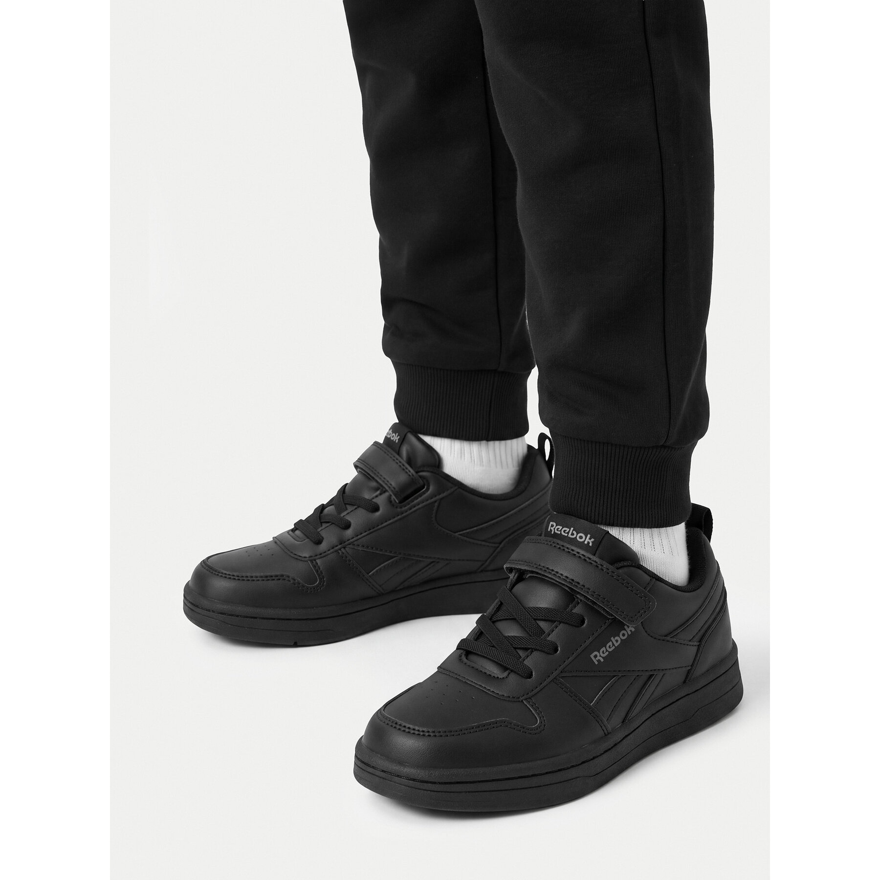 Сникърси Reebok V9-25181-03(IV)CH Черен