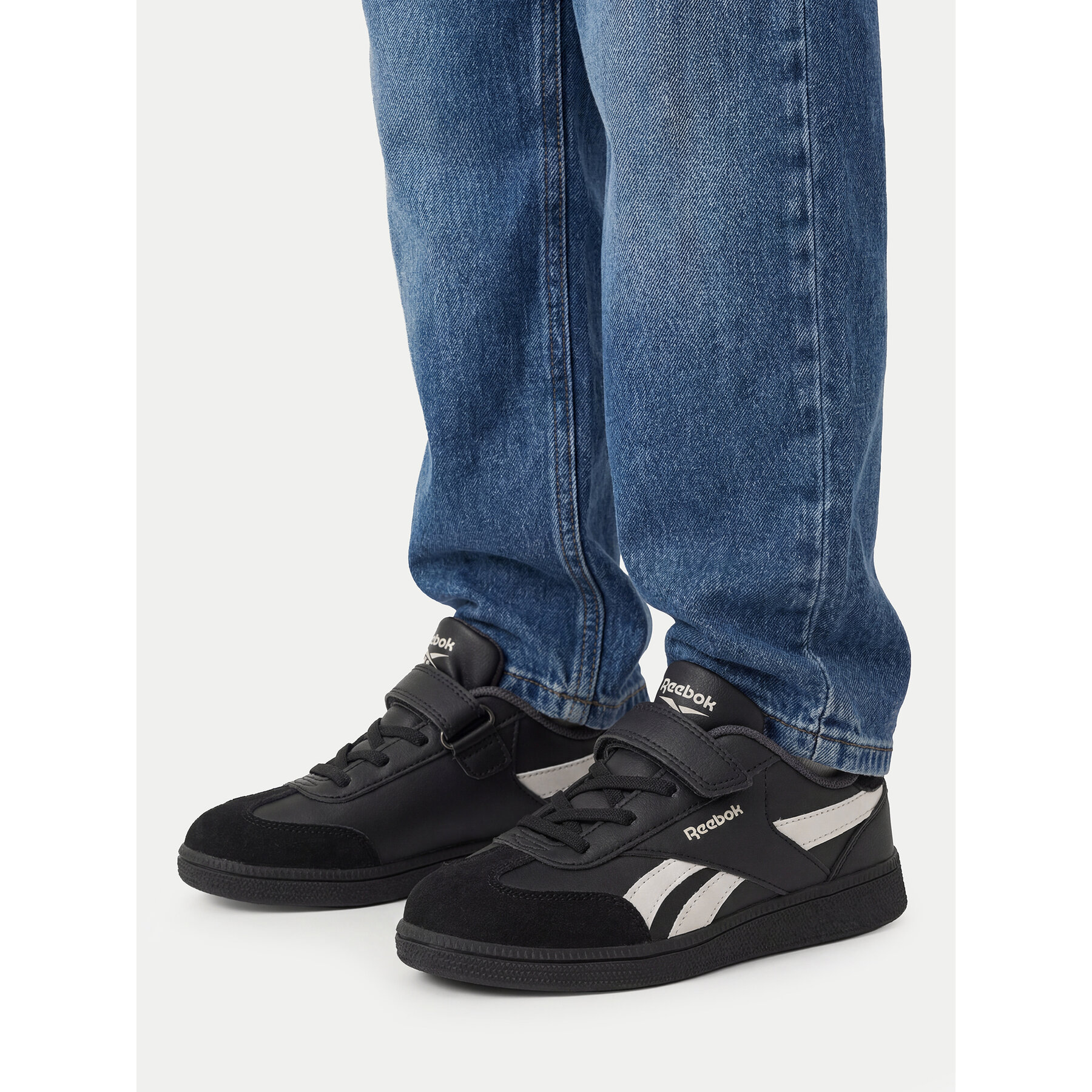 Сникърси Reebok CEO-LEA-D680 Черен
