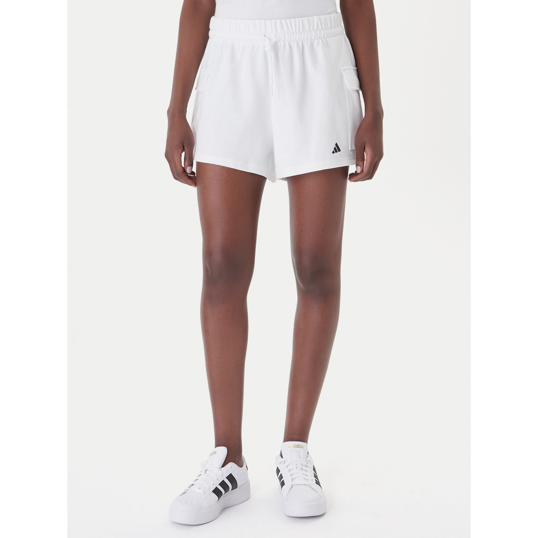 adidas Sportshorts Essentials Small Logo French Terry Cargo JD9945 Weiß Loose Fit