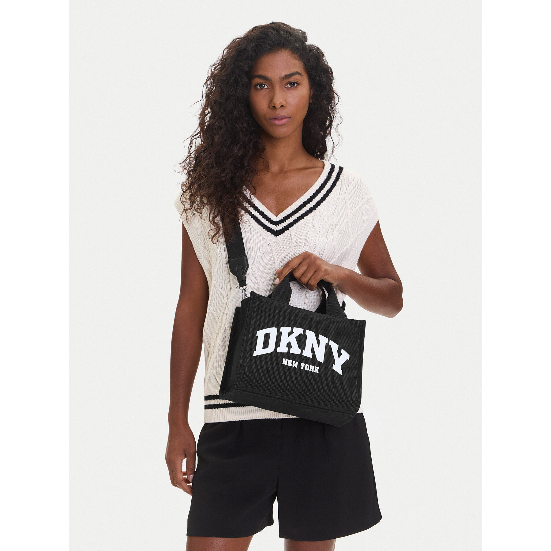 Borsetta DKNY R41AOC80 Nero