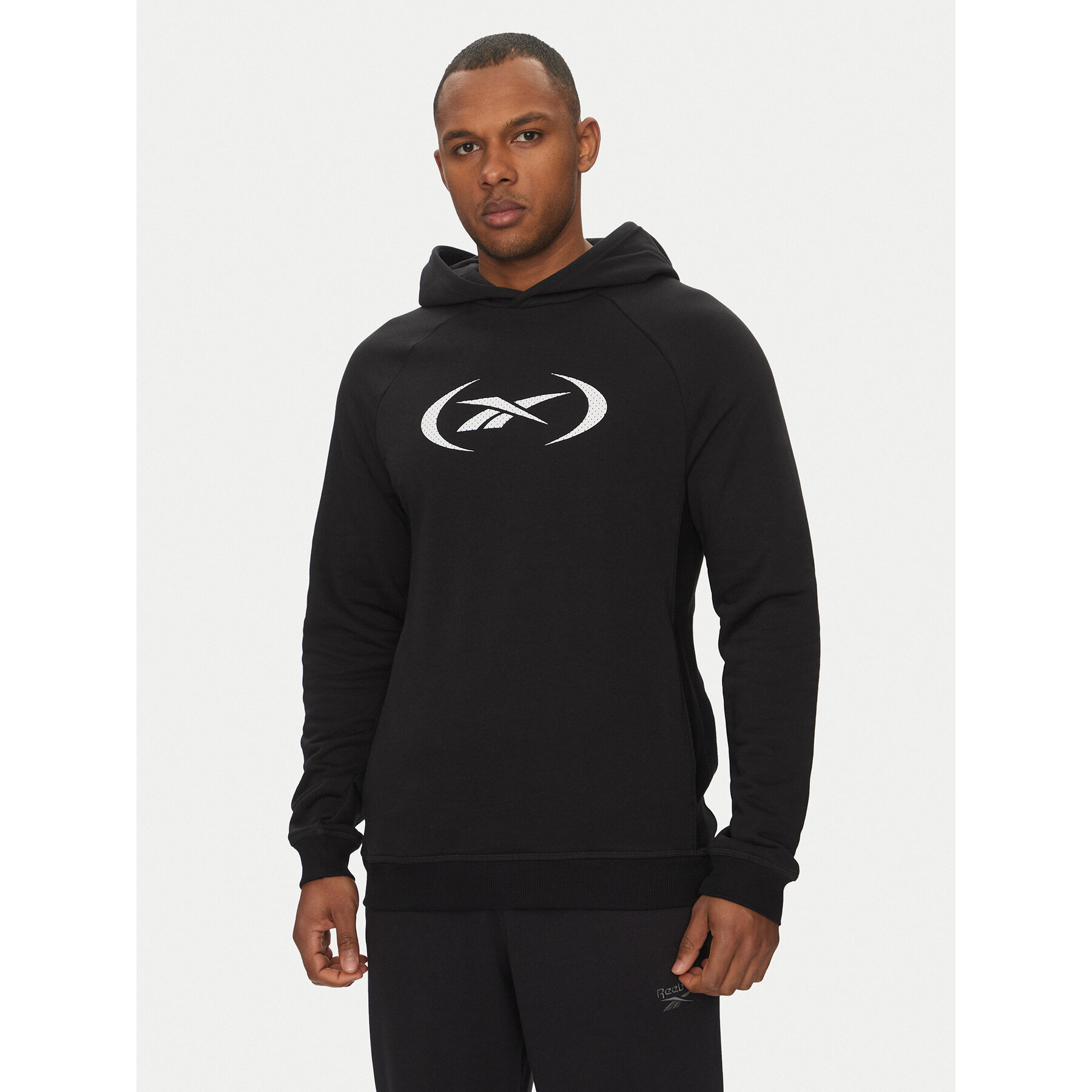 Reebok Majica dugih rukava 100214852 Crna Regular Fit