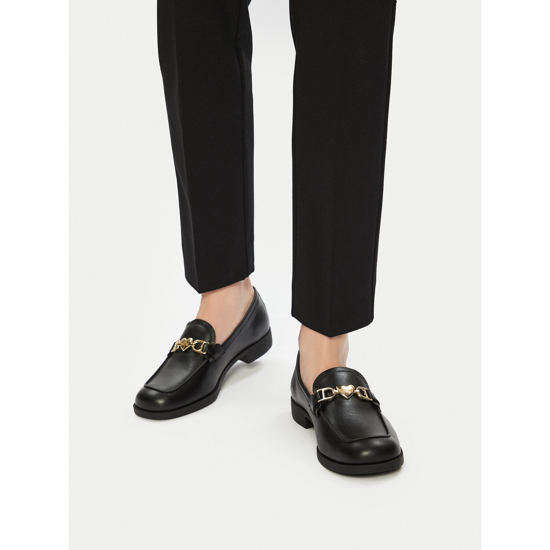 Loafers LOVE MOSCHINO JA10012G1MIA0000 Čierna