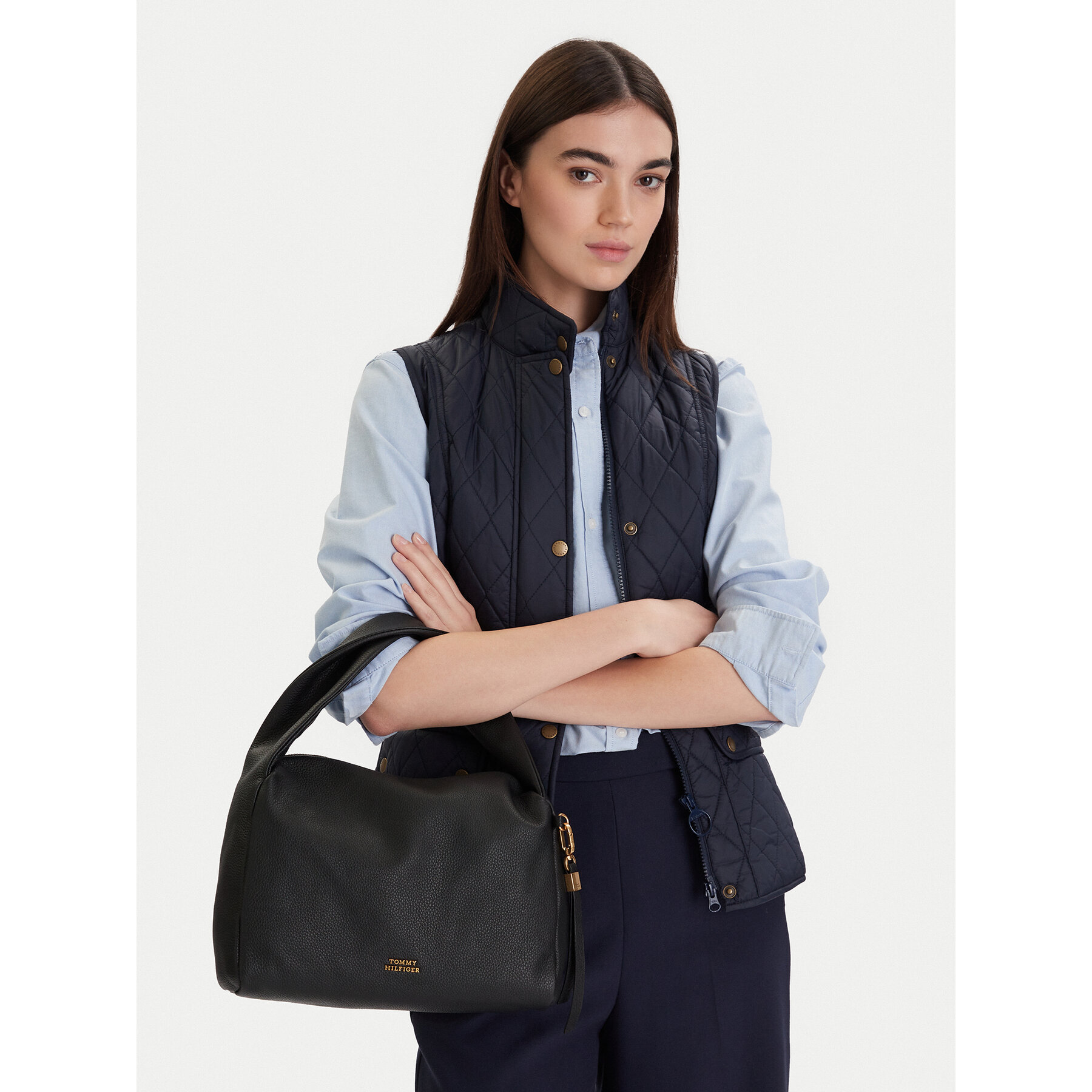 Geantă Tommy Hilfiger City Leather Shoulder Bag AW0AW18152 Negru