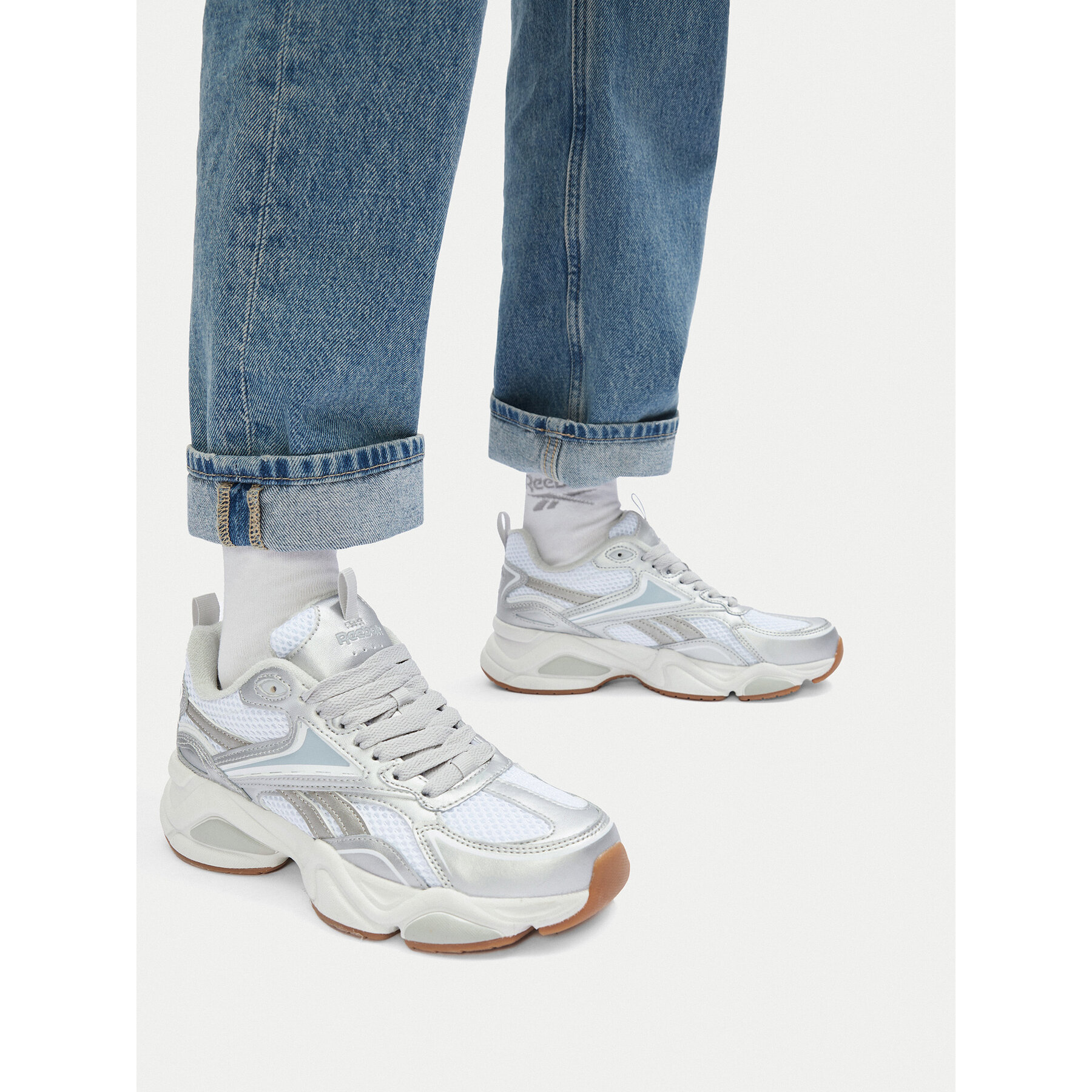Sneakersy Reebok CHARGE AR30246WSSW Strieborná