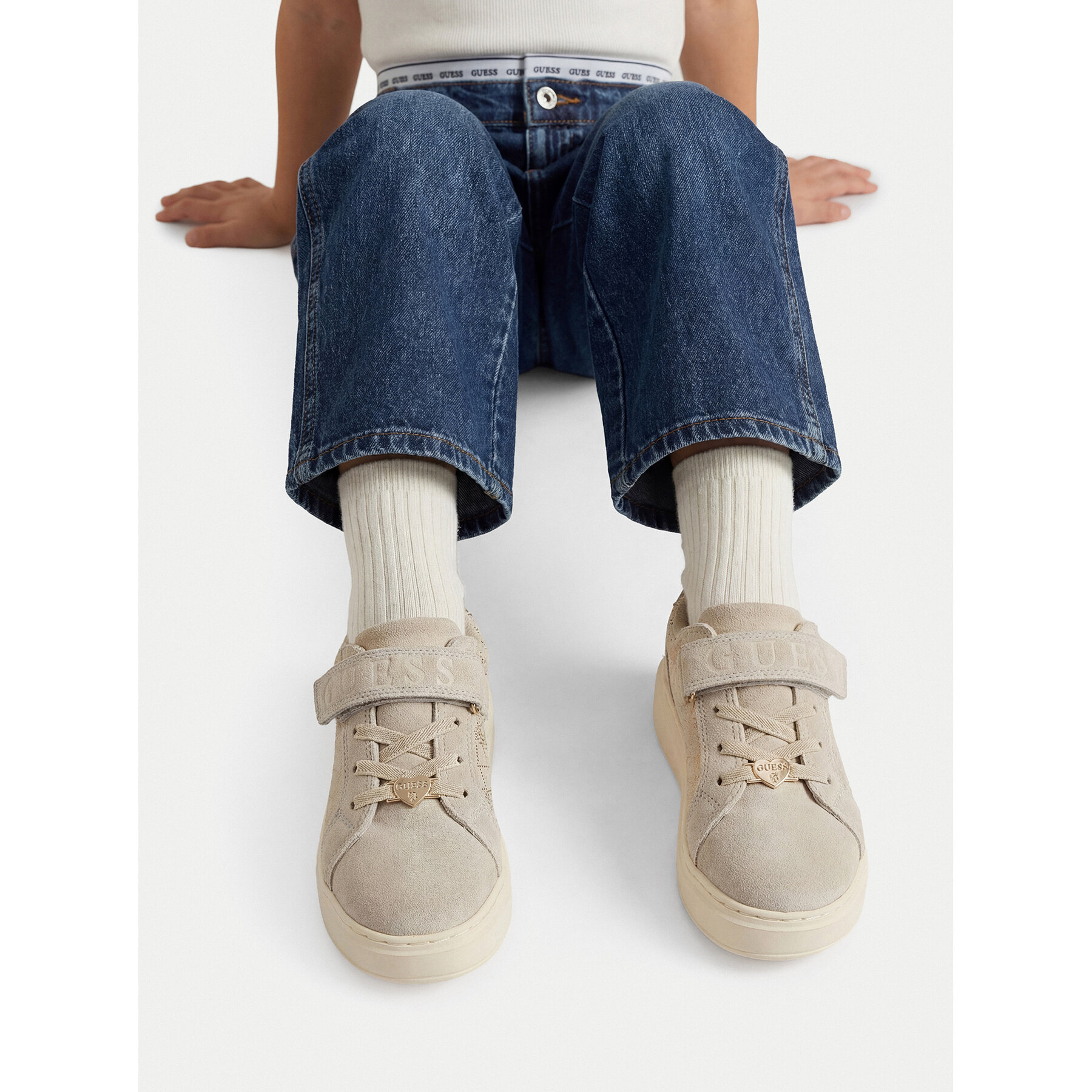 Sneakers Guess CEO-25KC1008 Gri