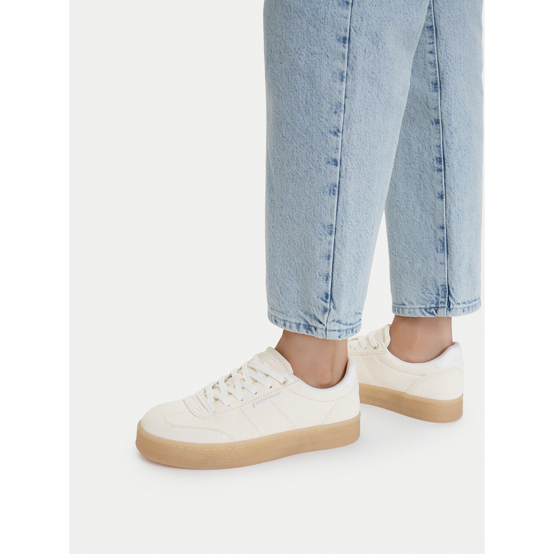 Tenisice Guess Jeans CWBEO-V12-1219-25WC1051 Krem