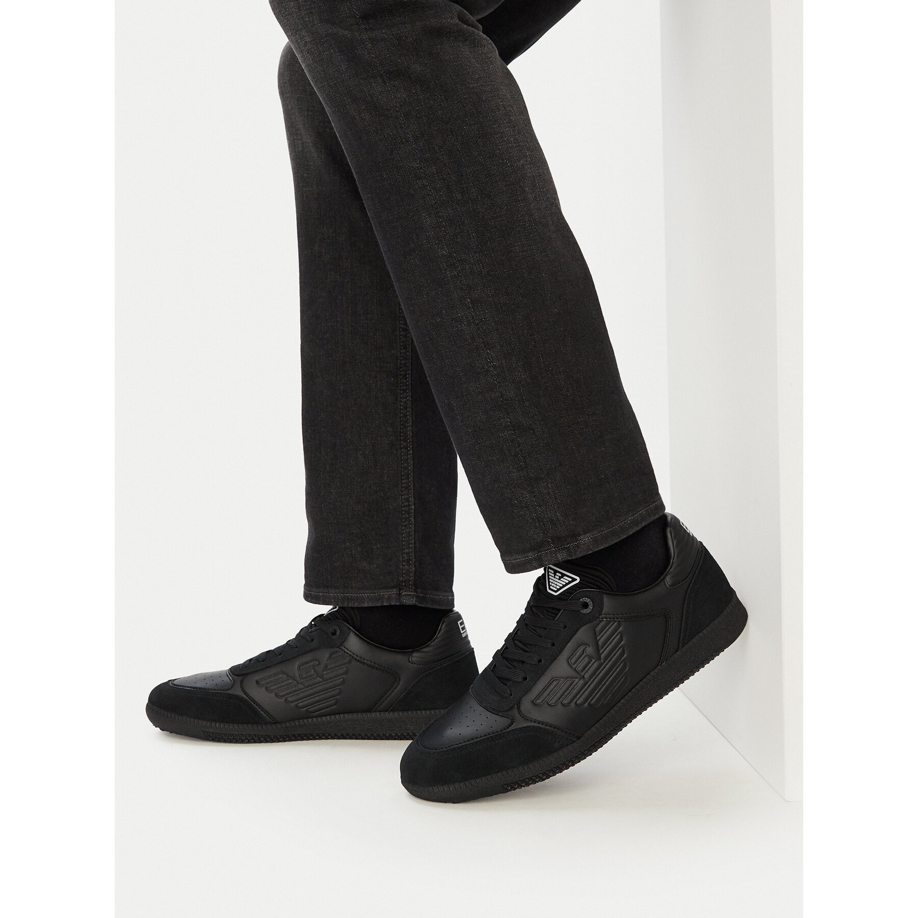Sneakers EA7 Emporio Armani 7X000405 AF19826 MC357 Negru