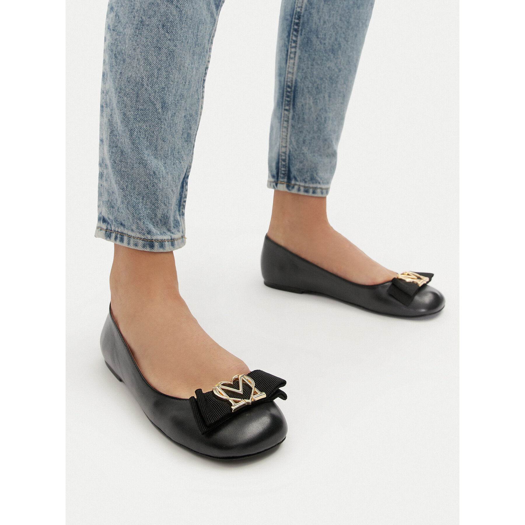 Baleríny LOVE MOSCHINO JA11041G0LIE0000 Čierna