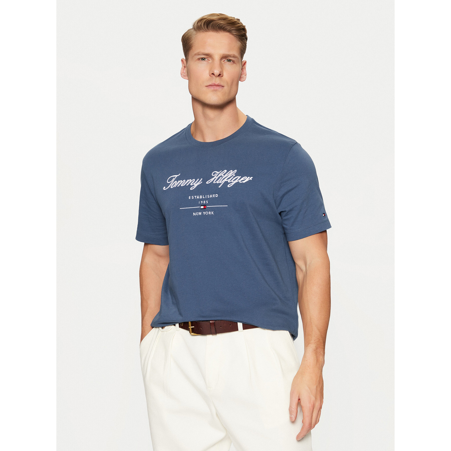 Tommy Hilfiger T-Shirt Script Logo Tee MW0MW33691 Blu Regular Fit