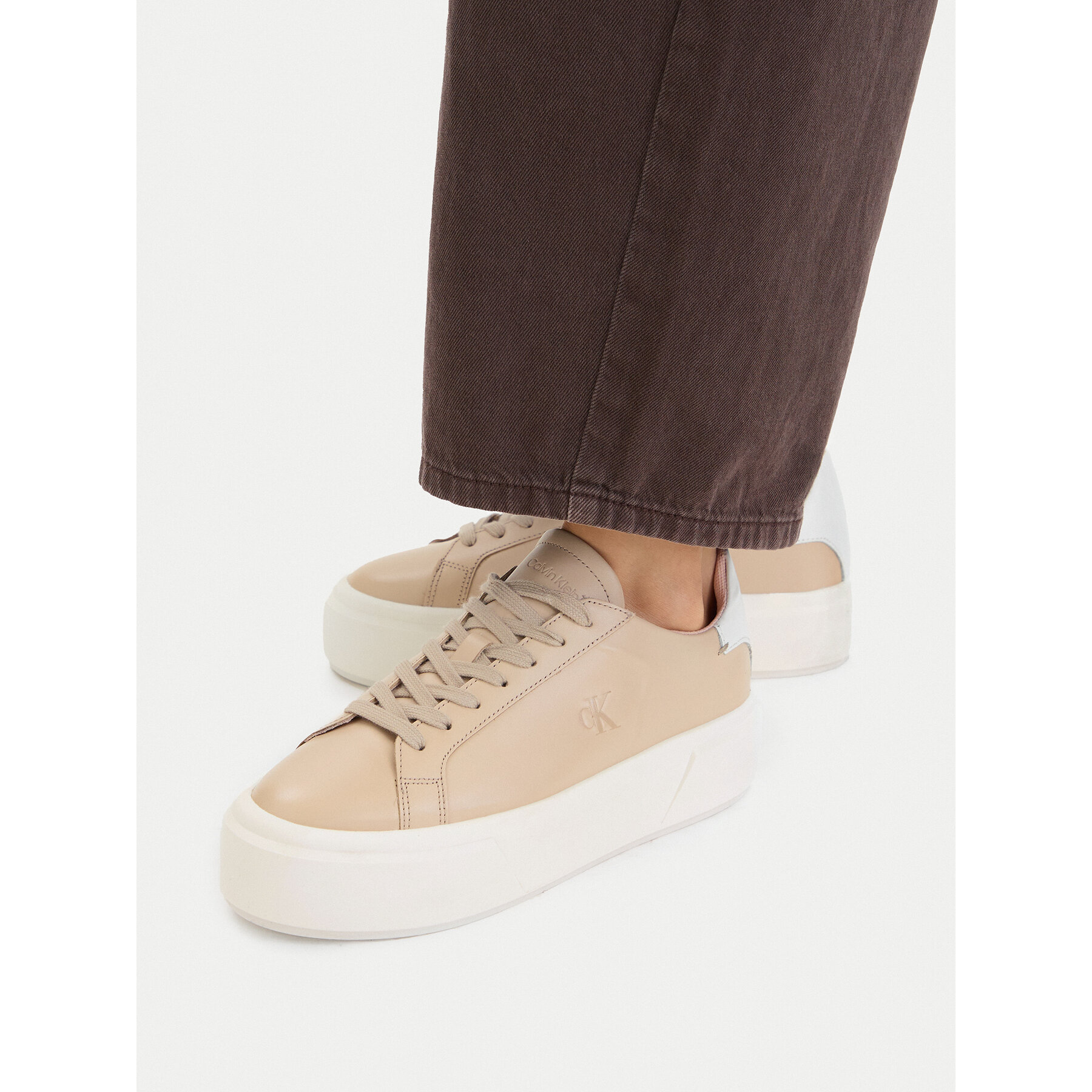 Superge Calvin Klein Flatform Lace Up Lth YW0YW01928 Bež