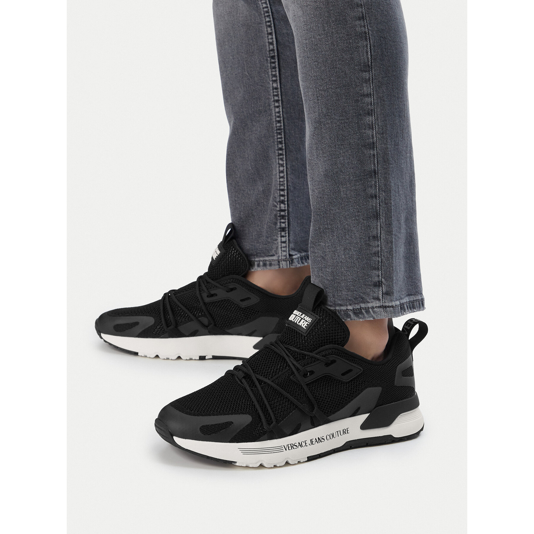 Sneakersy Versace Jeans Couture 80YA3SA8 ZSE17 Čierna