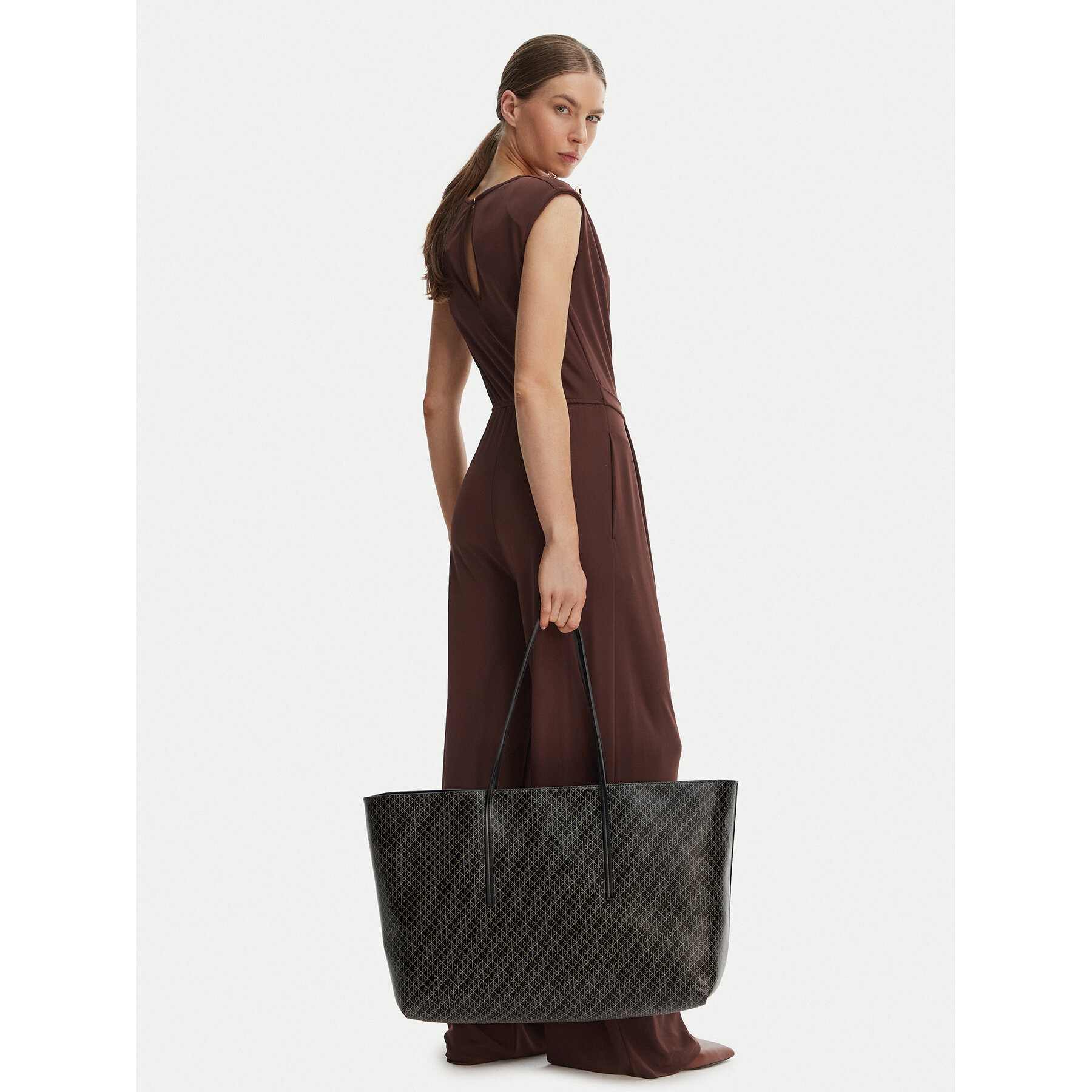Kabelka Calvin Klein Emblem Aop Large Tote W/ Pouch LV04F3364G Čierna