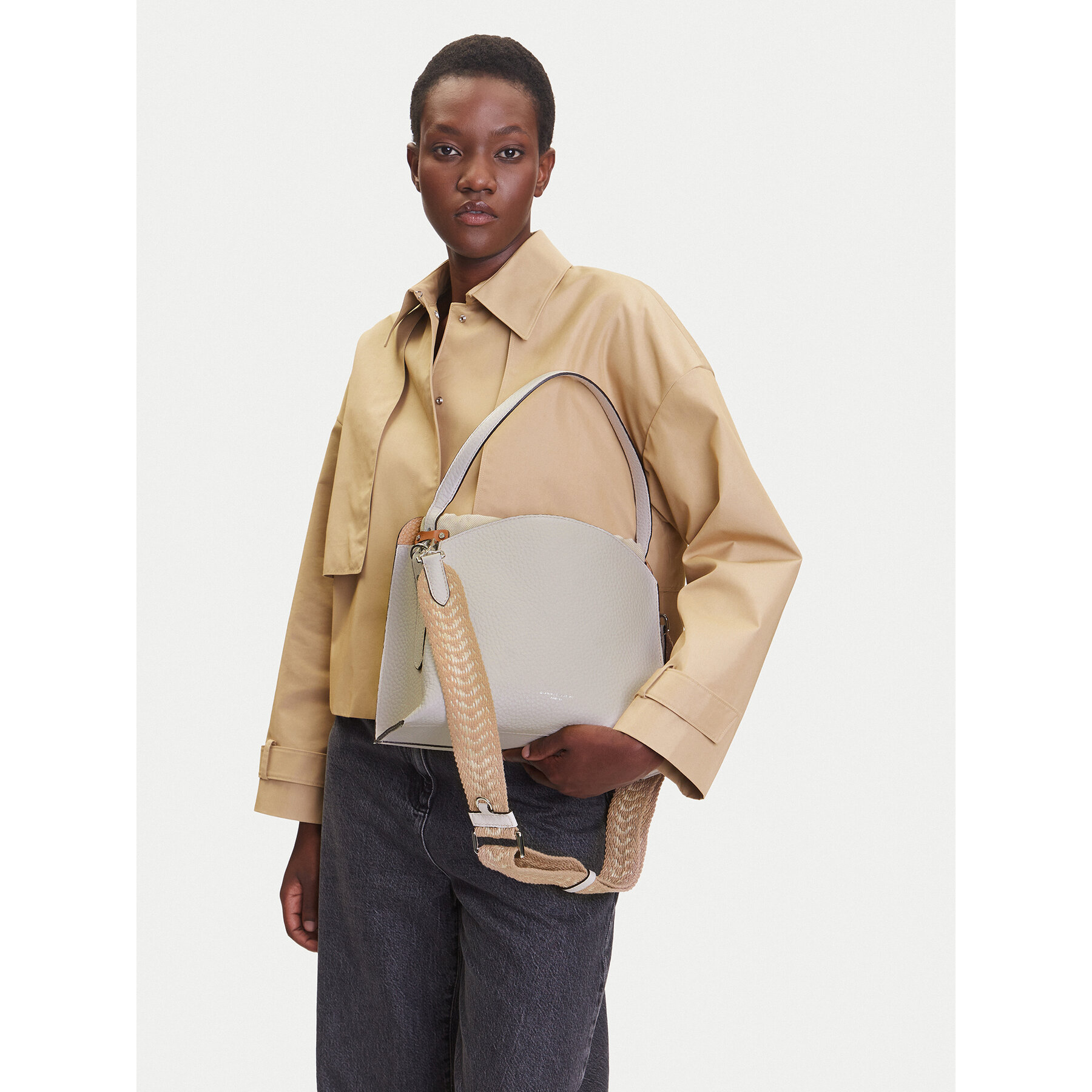 Дамска чанта Gianni Chiarini Asia BS 11236 RNGDBL-NAETN Бял