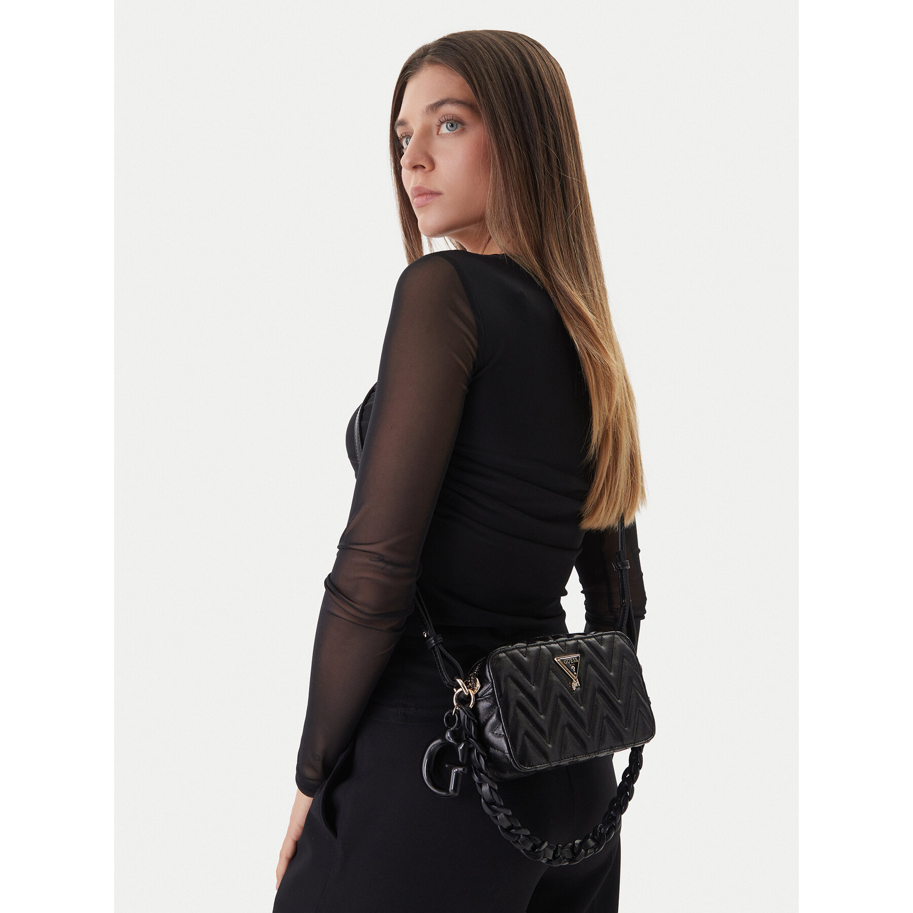 Táska Guess J6GZ05 W4090 Fekete