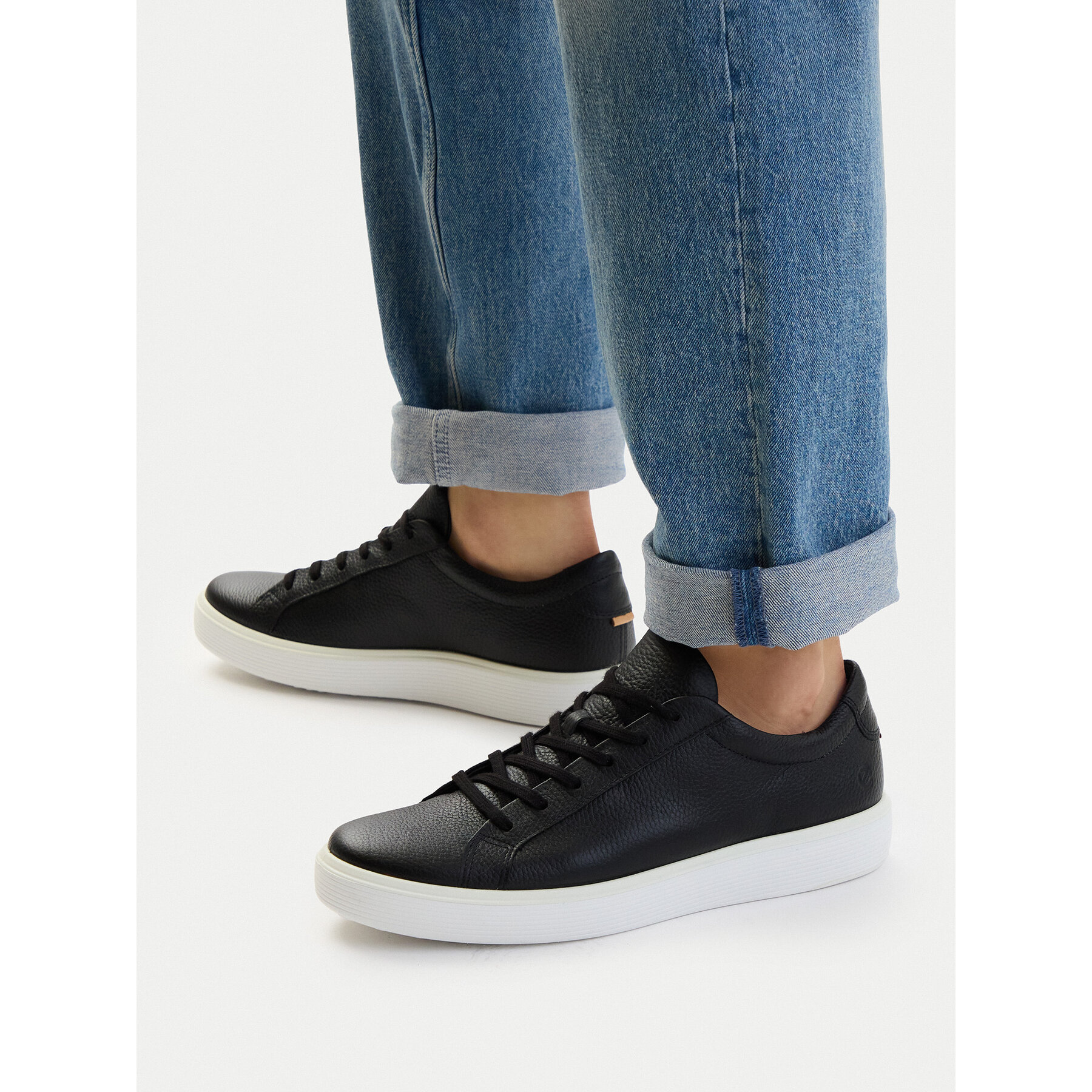 Sneakersy ECCO Soft 60 M 58240401001 Čierna