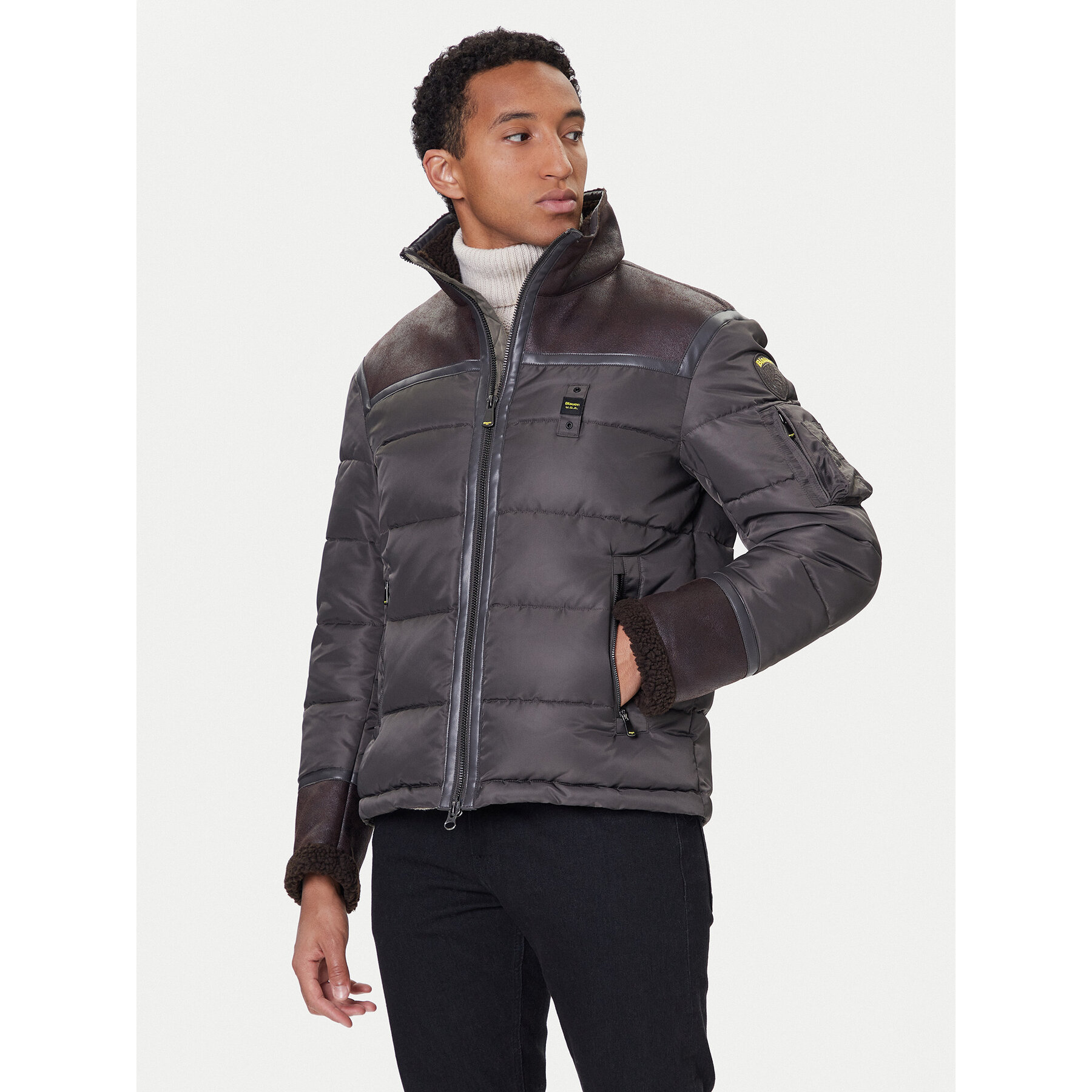 Blauer Winterjacke 25WBLUC02028 Grün Regular Fit