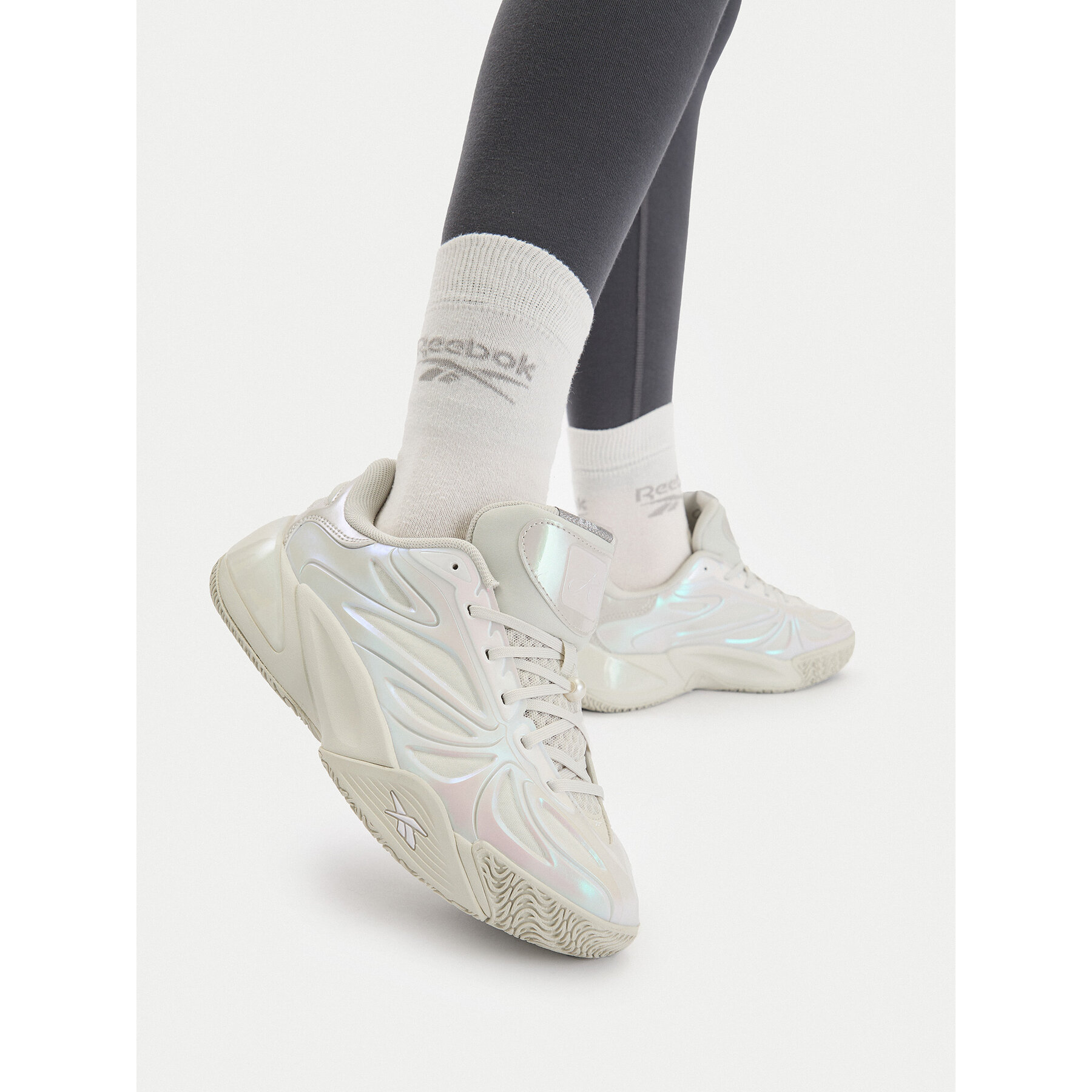 Čevlji za košarko Reebok EOSK-ANGEL REESE 1 100244236 Bela