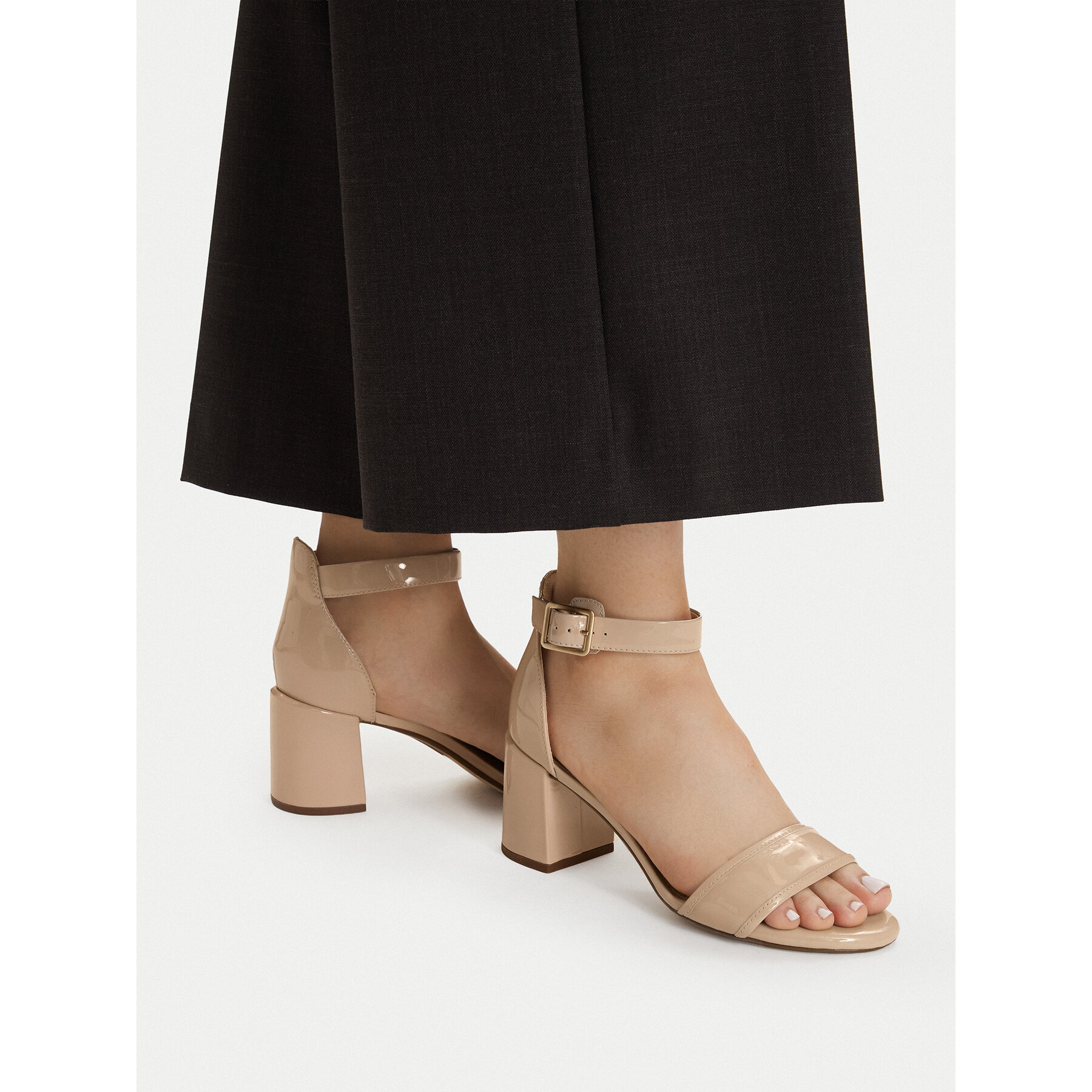 Sandale Clarks Ezoria Mae 26181299 Bež