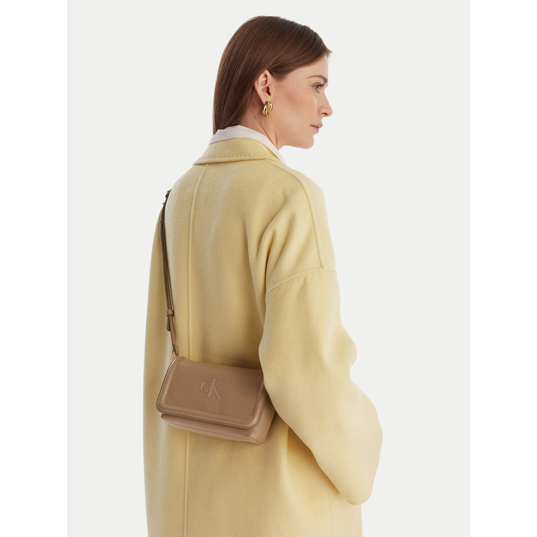 Borsetta Calvin Klein Bold Ck Flap Crossbody LV04F1027G Marrone