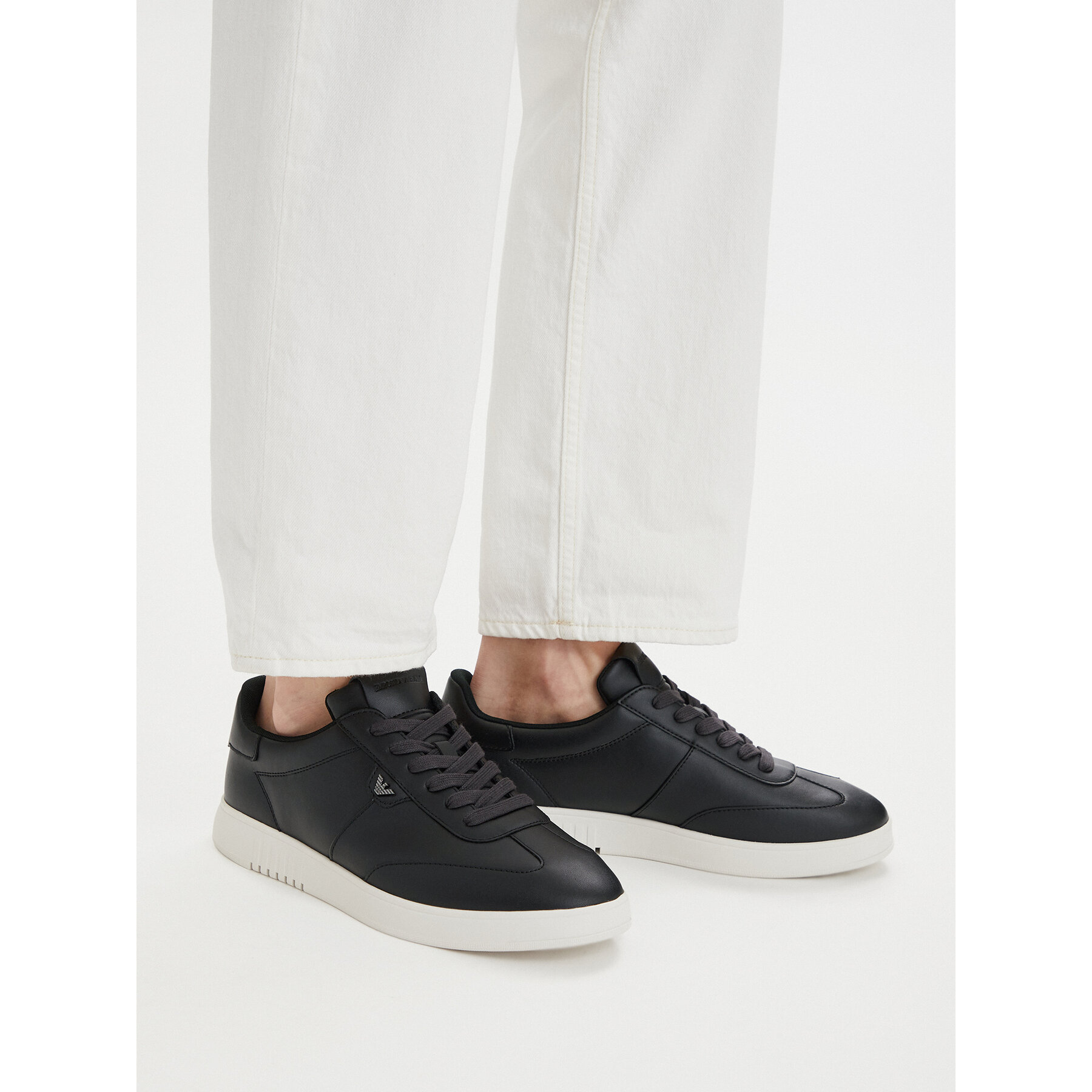 Superge Emporio Armani EM003062 AF20004 UC001 Črna