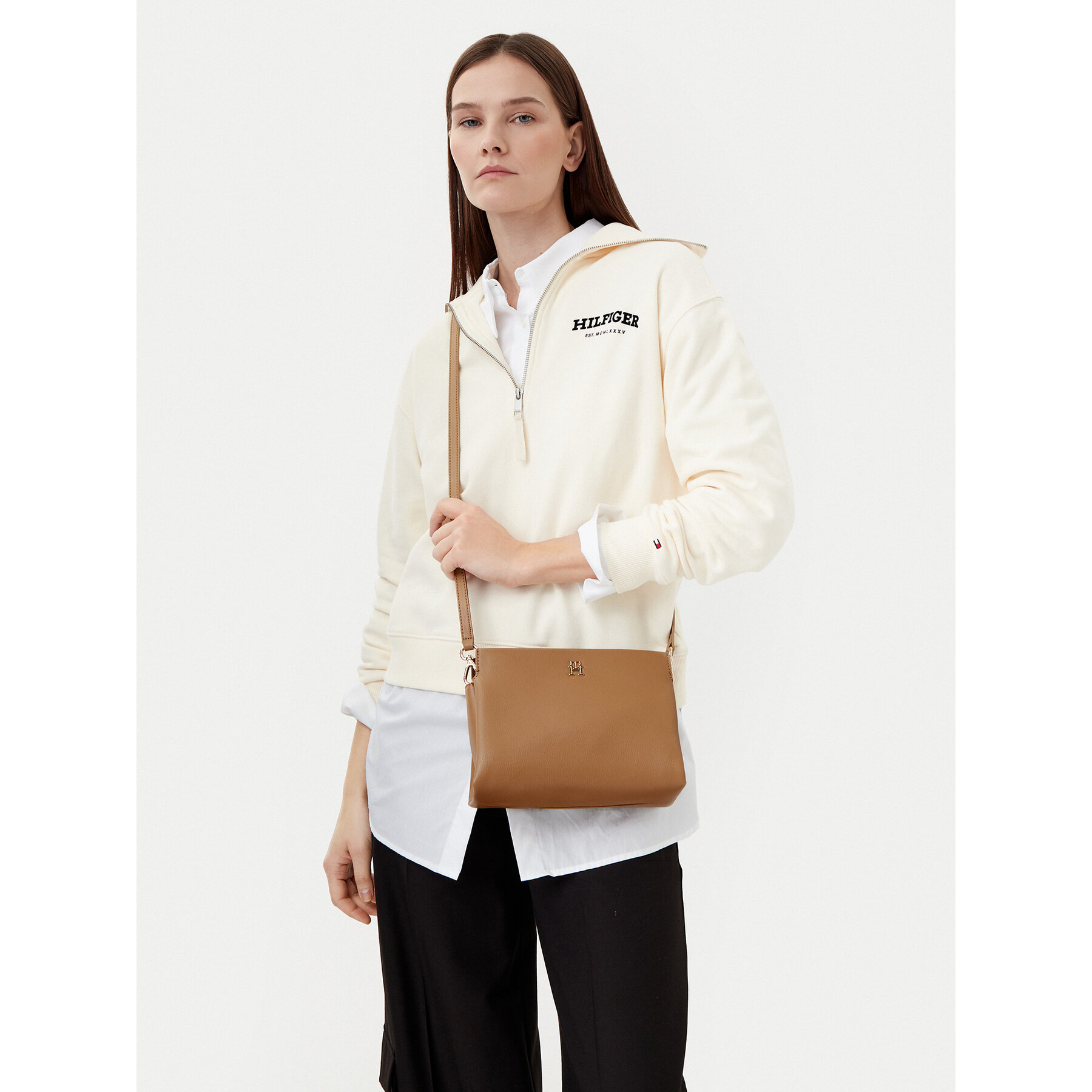 Дамска чанта Tommy Hilfiger Th Legacy Mini Crossover AW0AW17225 Кафяв