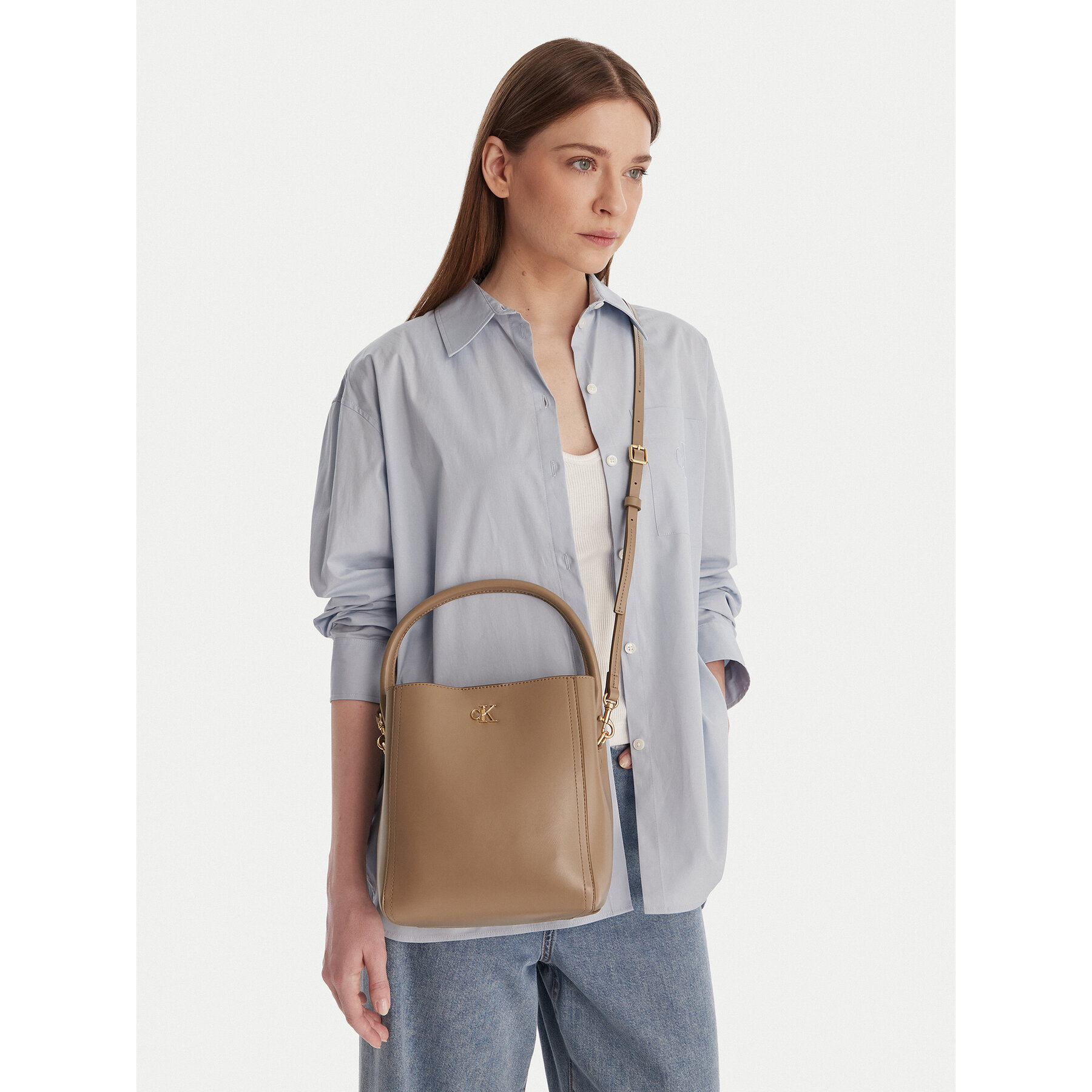 Borsetta Calvin Klein Ck Bucket With Strap LV04F3174G Beige