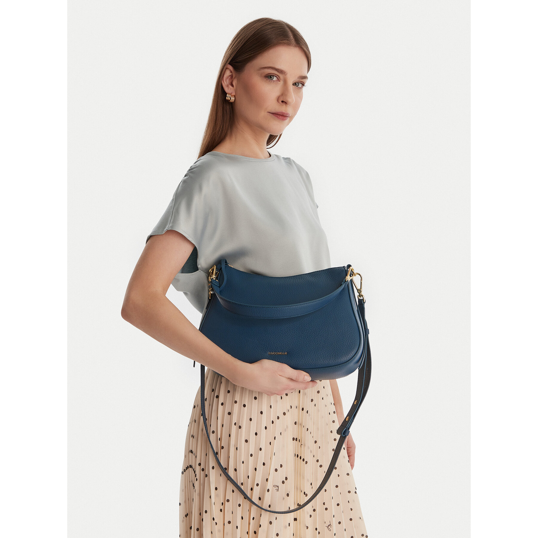 Geantă Coccinelle U45 Coccinellenory E1 U45 13 02 01 Bleumarin