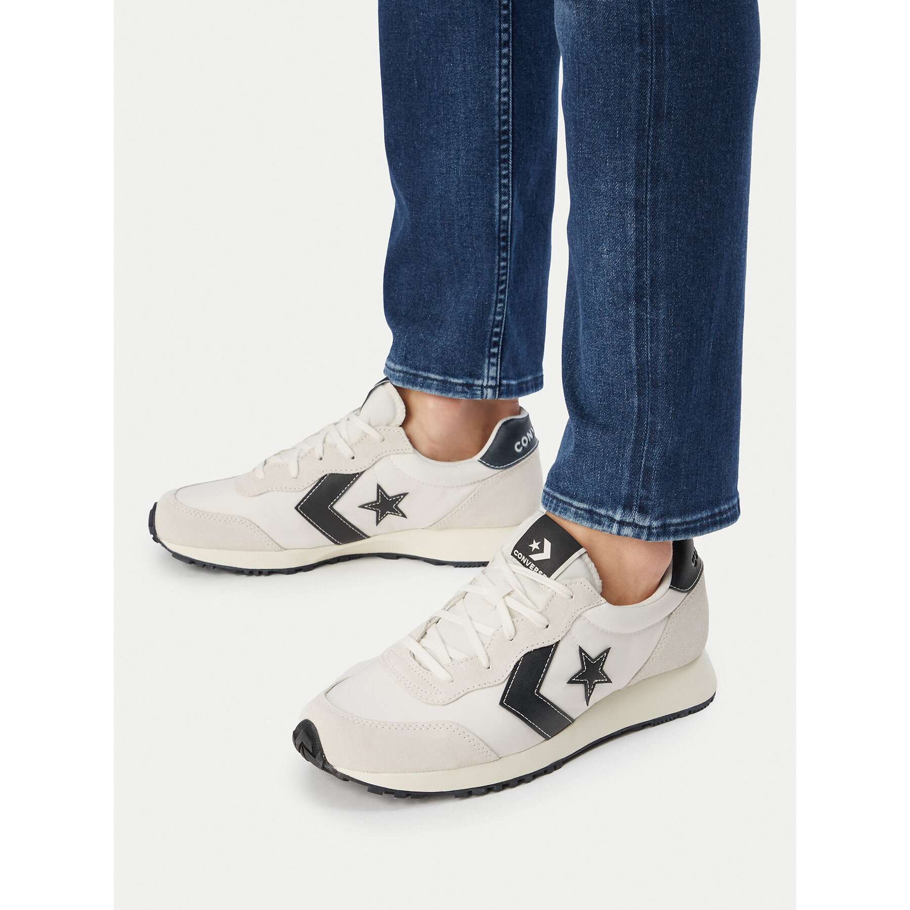 Sneakers Converse Omega Trainer A13323C Bej