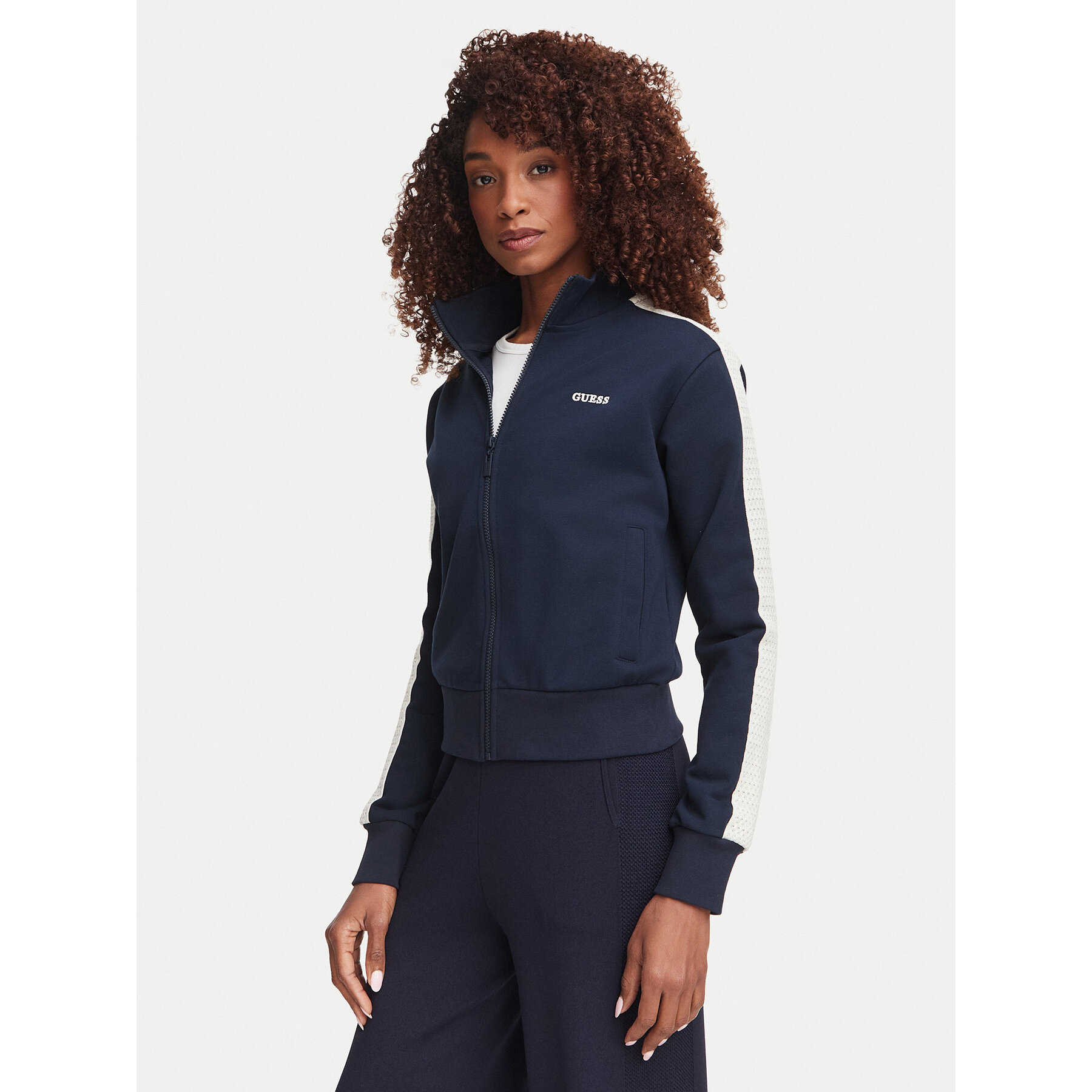 Guess Sweatshirt V6YQ26 K5140 Dunkelblau Regular Fit
