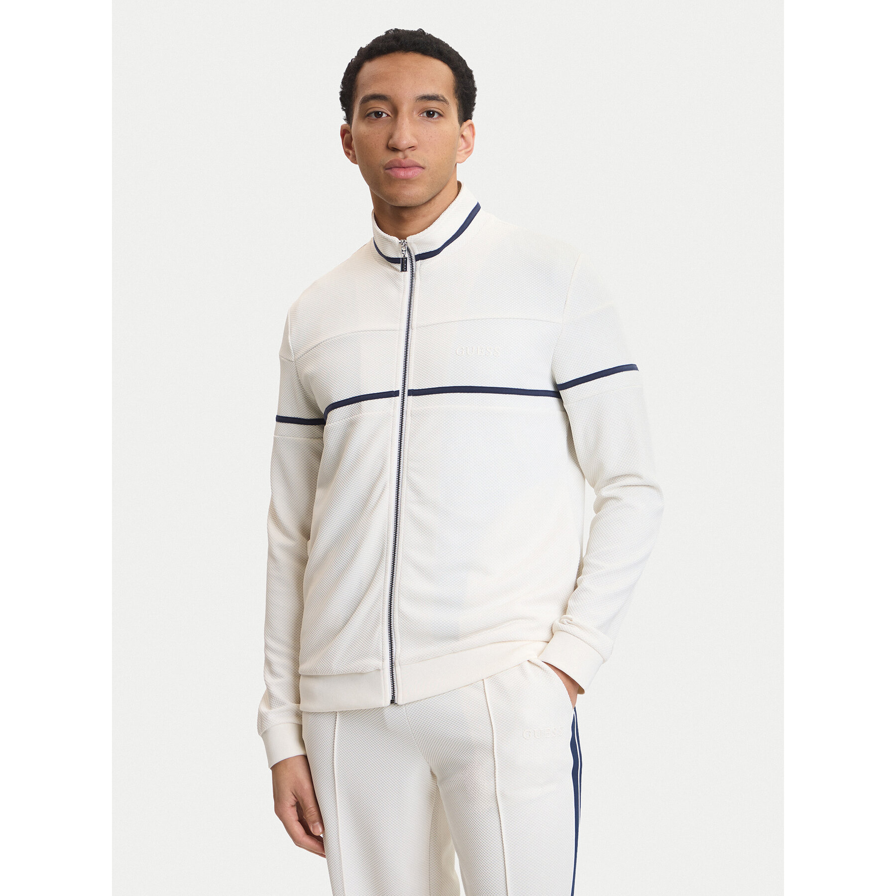 Guess Sweatshirt Z6GQ29 K3212 Écru Regular Fit