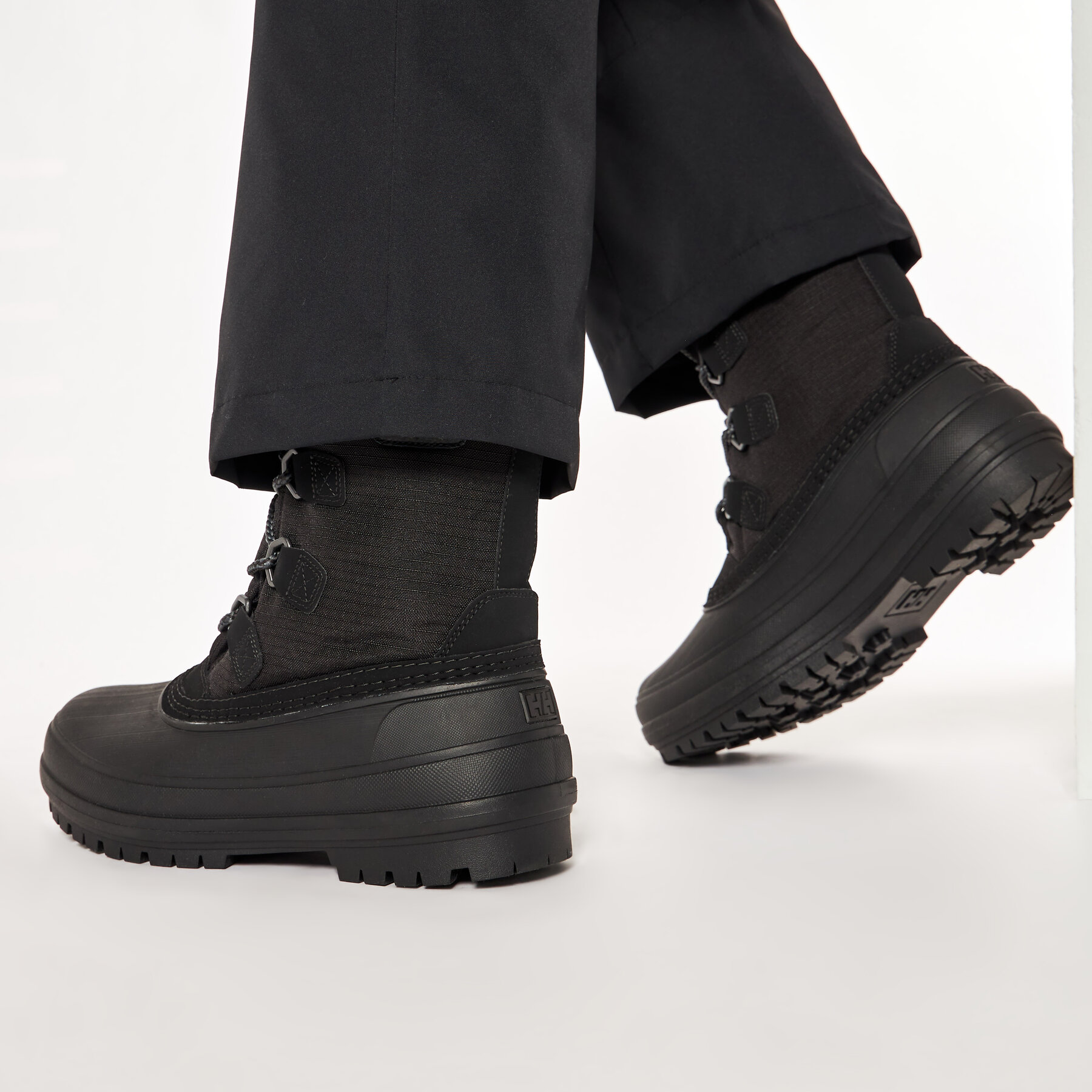 Cizme de zăpadă Helly Hansen Gamvik 116-32.990 Negru