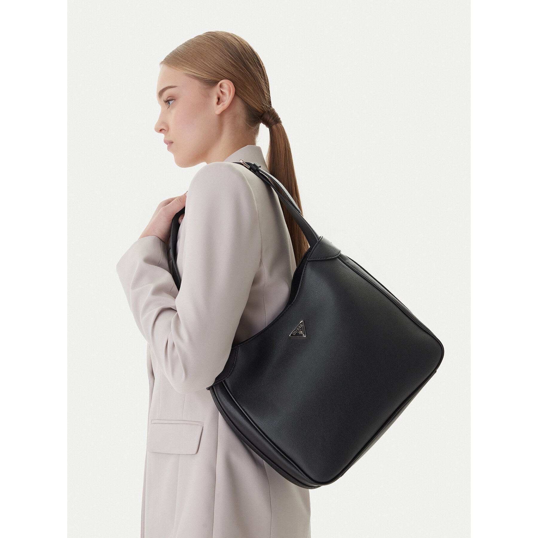 Torbica Guess HWBG95 19020 Crna