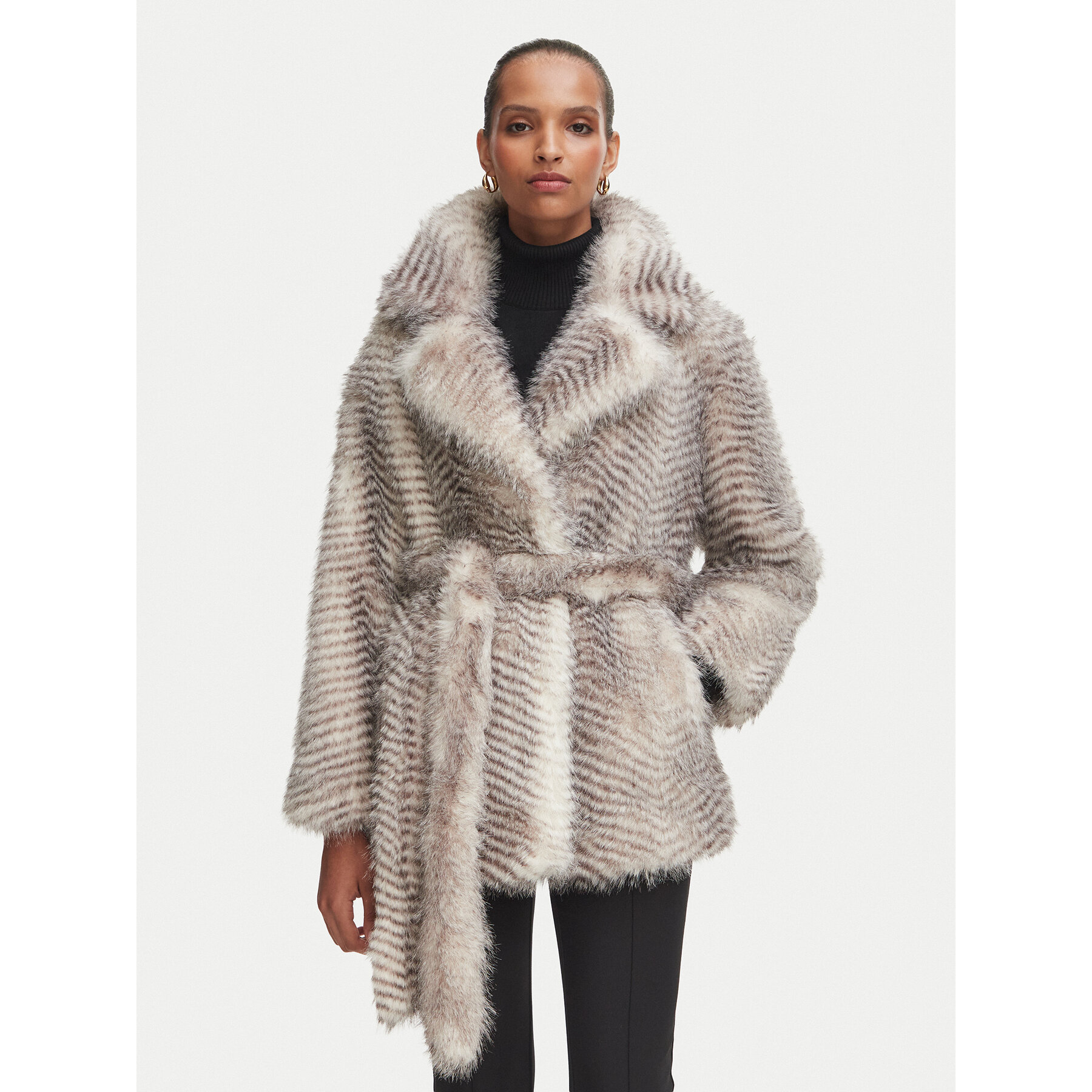 Rinascimento Pelzmantel CFC0127051003 Beige Regular Fit
