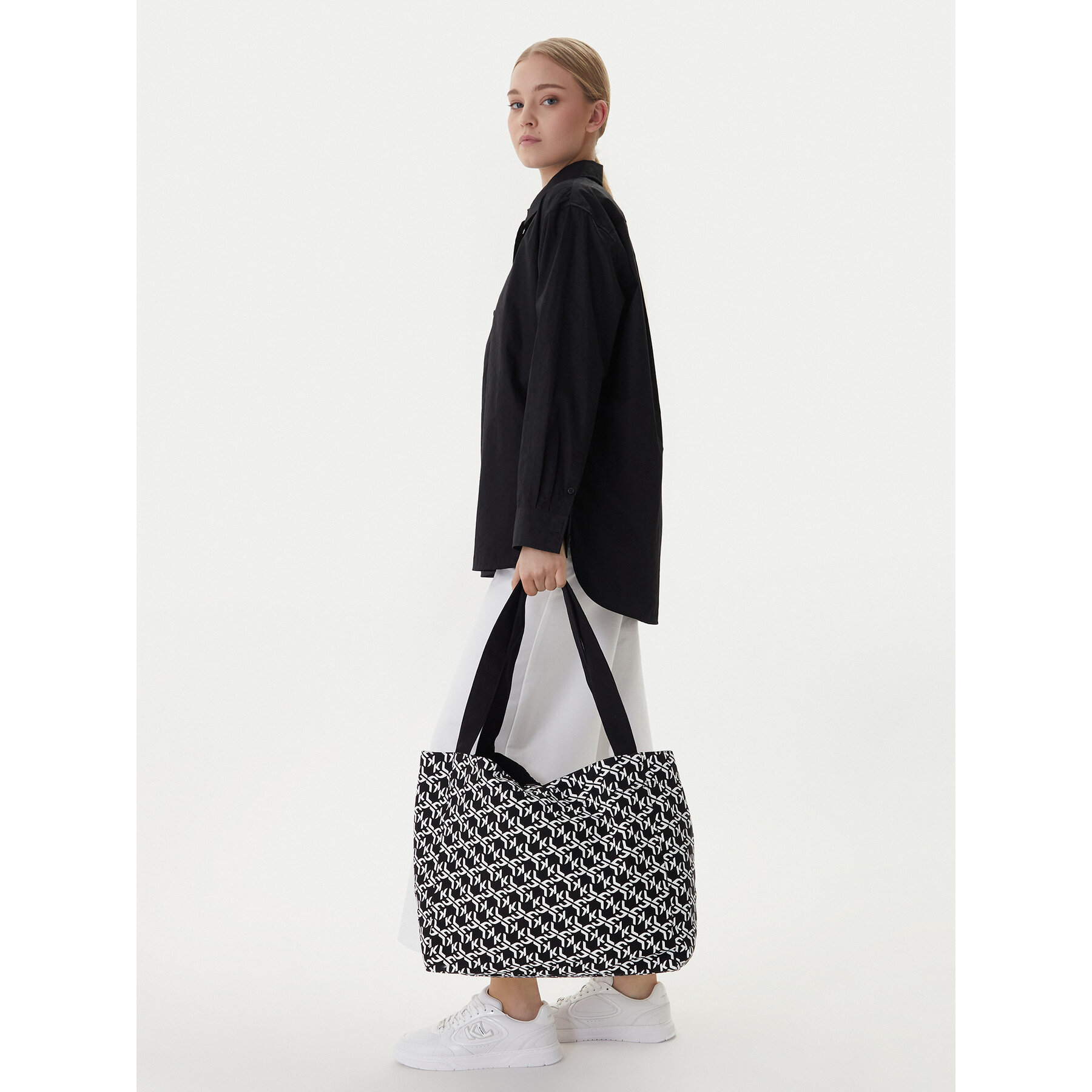 Geantă Karl Lagerfeld Jeans B1W50009 Negru