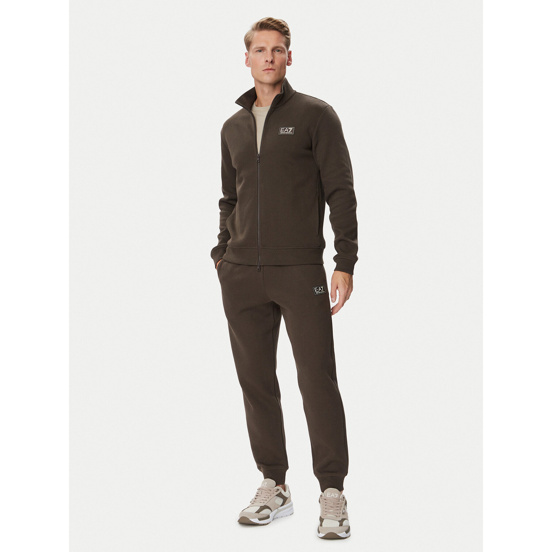 EA7 Emporio Armani Jogginganzug 7M002236 AF21822 U6027 Dunkelbraun Regular Fit