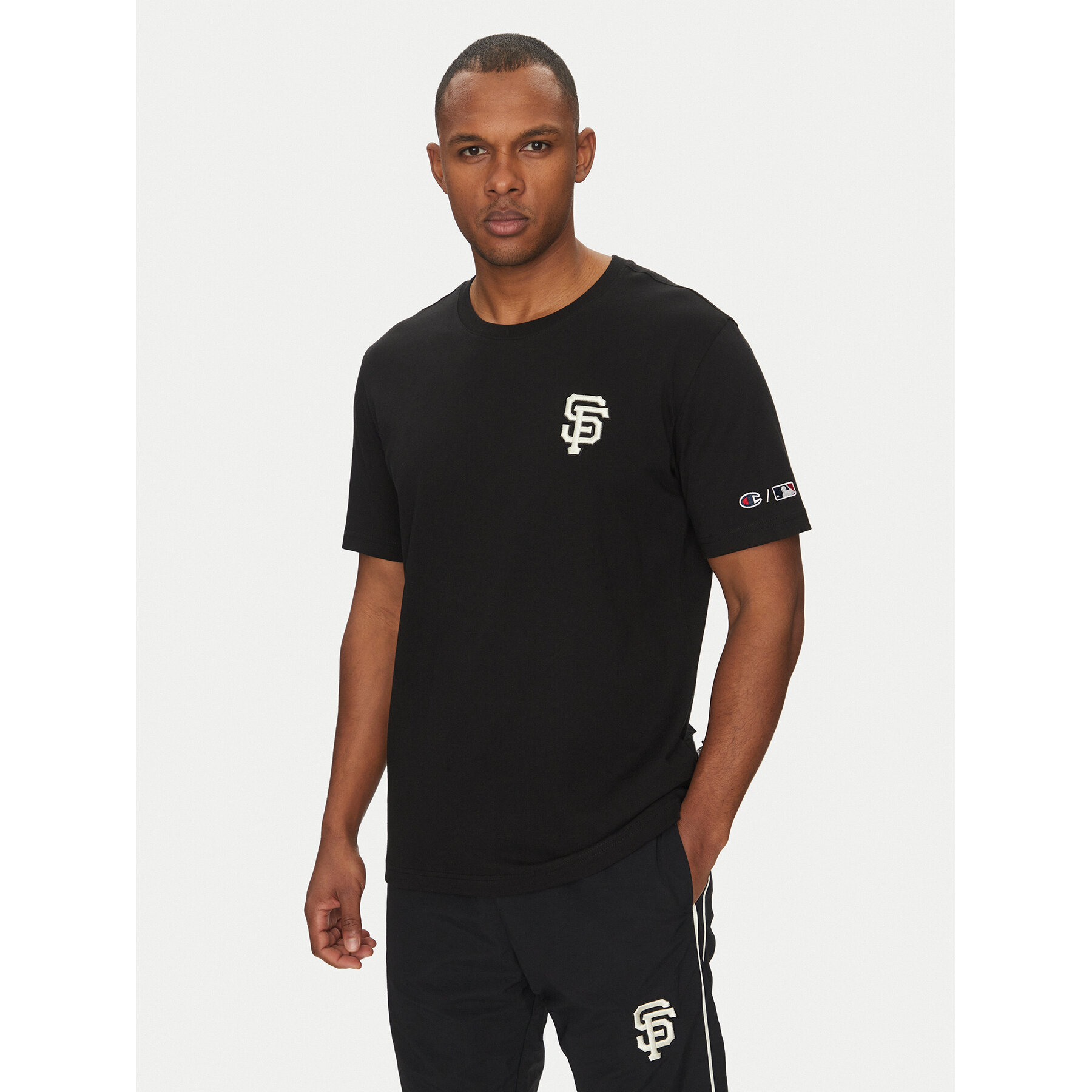 Champion Póló 221037 Fekete Standard Fit
