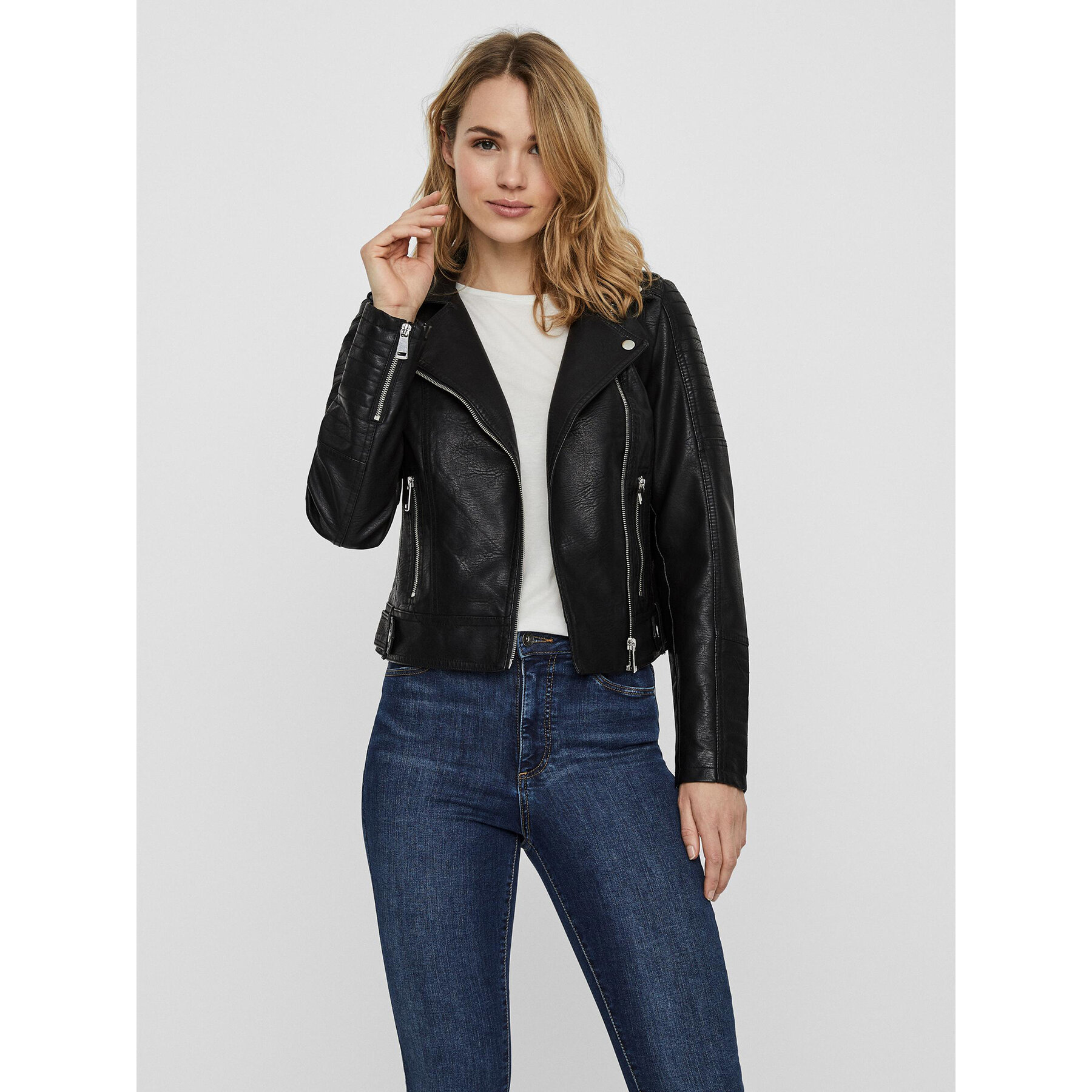 Vero Moda Jacke aus Kunstleder Kerri 10228728 Schwarz Regular Fit