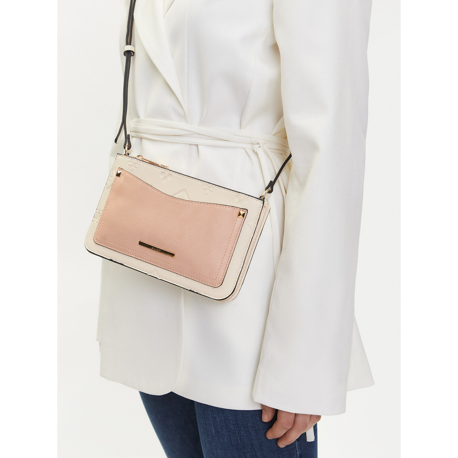 Дамска чанта Aldo Goivia 13989213 Розов