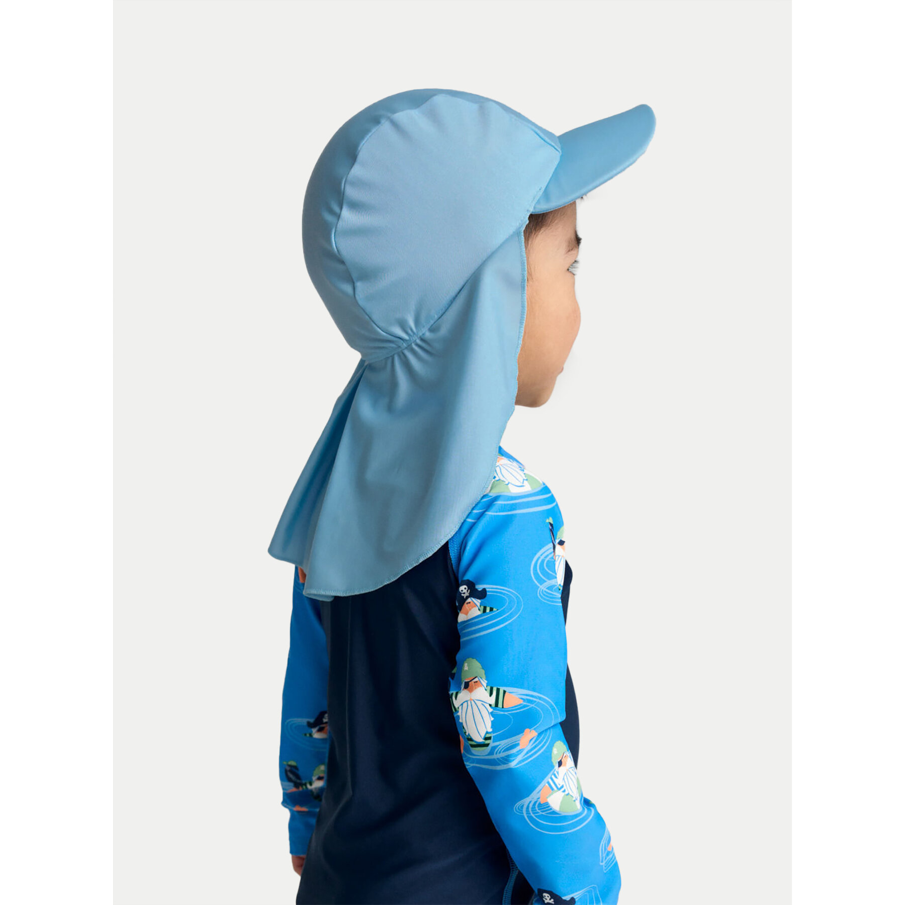 Gorra con visera Reima Mustekala 5300155B Azul
