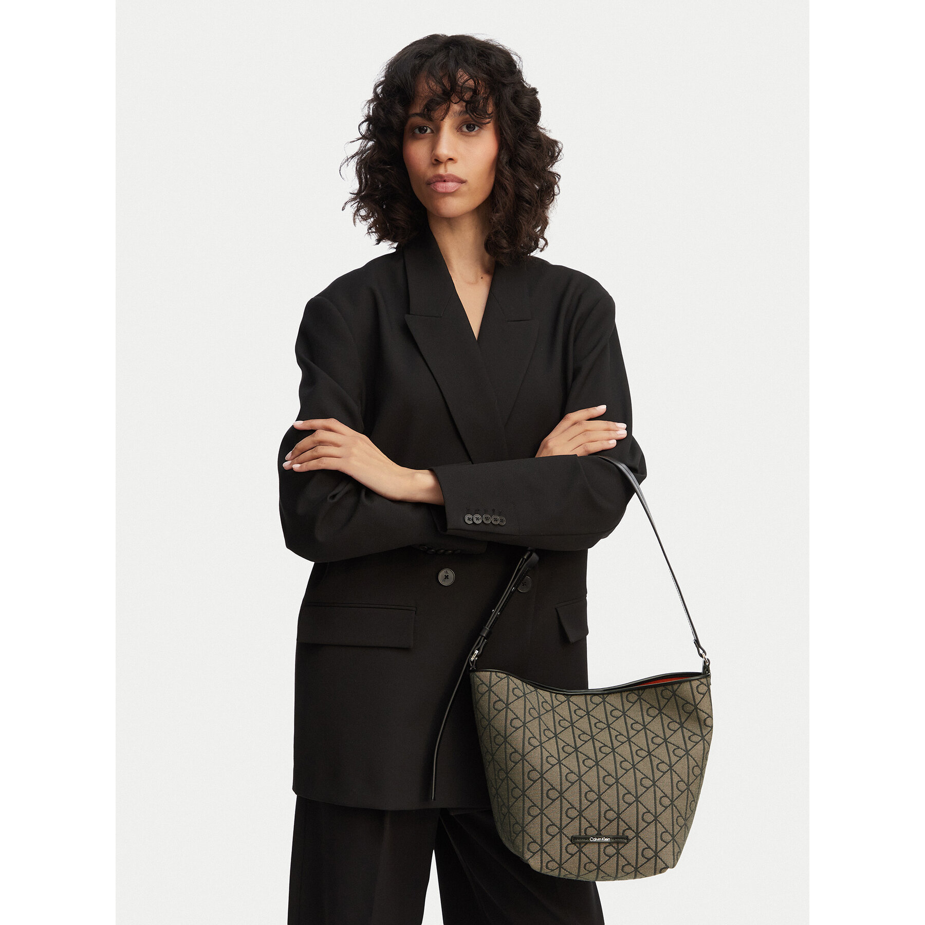 Torbica Calvin Klein Emblem Aop Jacquard Tote W/Pouch LV04F3535G Kaki