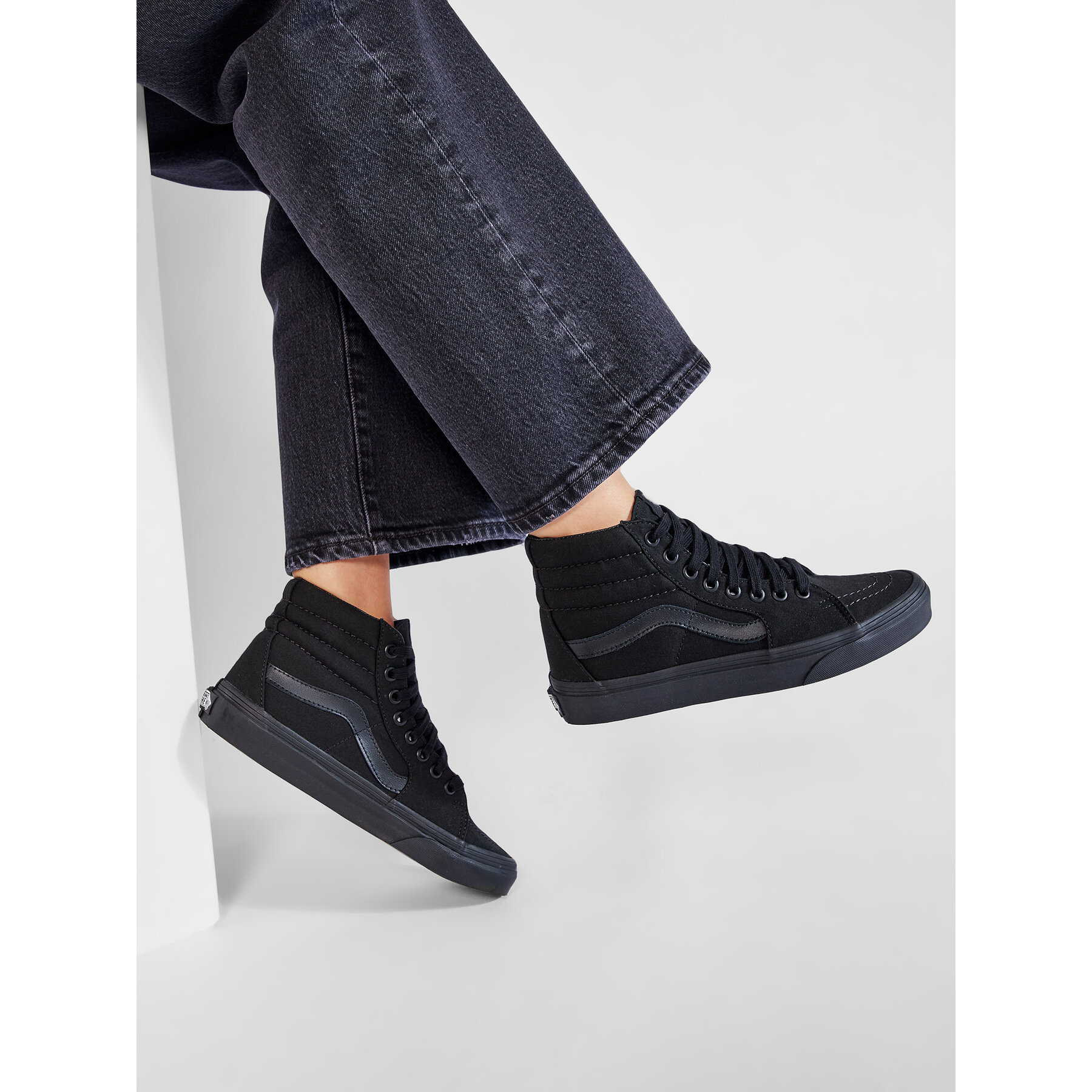 Tenisice Vans Sk8-Hi VN000TS9BJ4 Crna